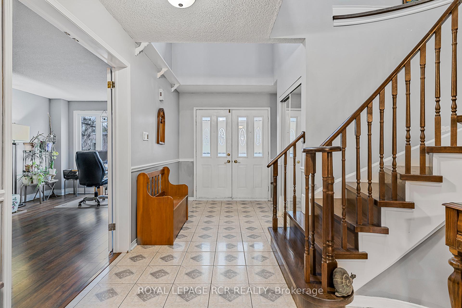 Photo 7 of 31 Cady Court, Aurora, Aurora Highlands — HOMEH