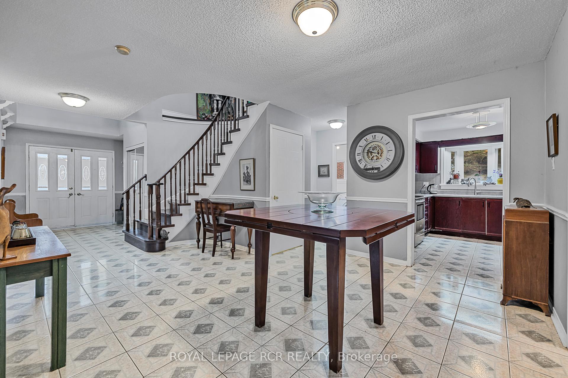 Photo 10 of 31 Cady Court, Aurora, Aurora Highlands — HOMEH