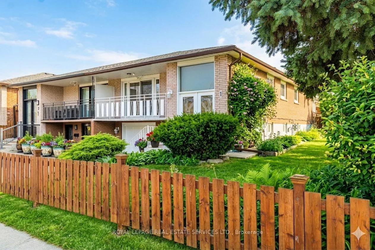 Photo 2 of 1 Reeve Road, Brampton, Brampton West — HOMEH