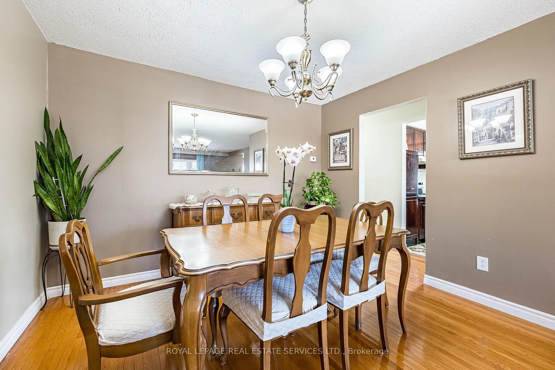 Photo 12 of 1 Reeve Road, Brampton, Brampton West — HOMEH