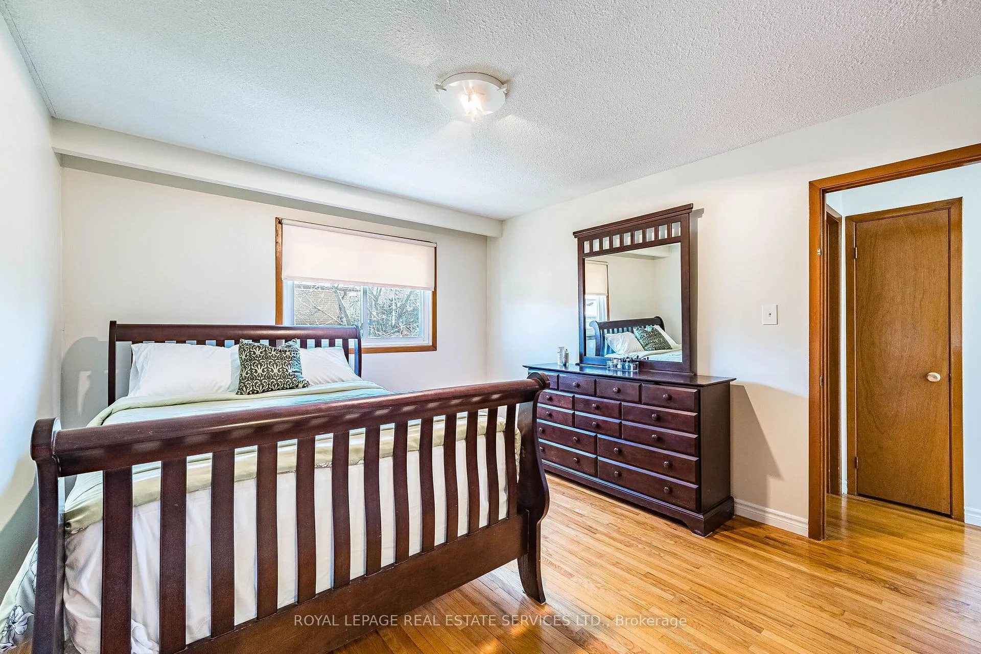 Photo 18 of 1 Reeve Road, Brampton, Brampton West — HOMEH