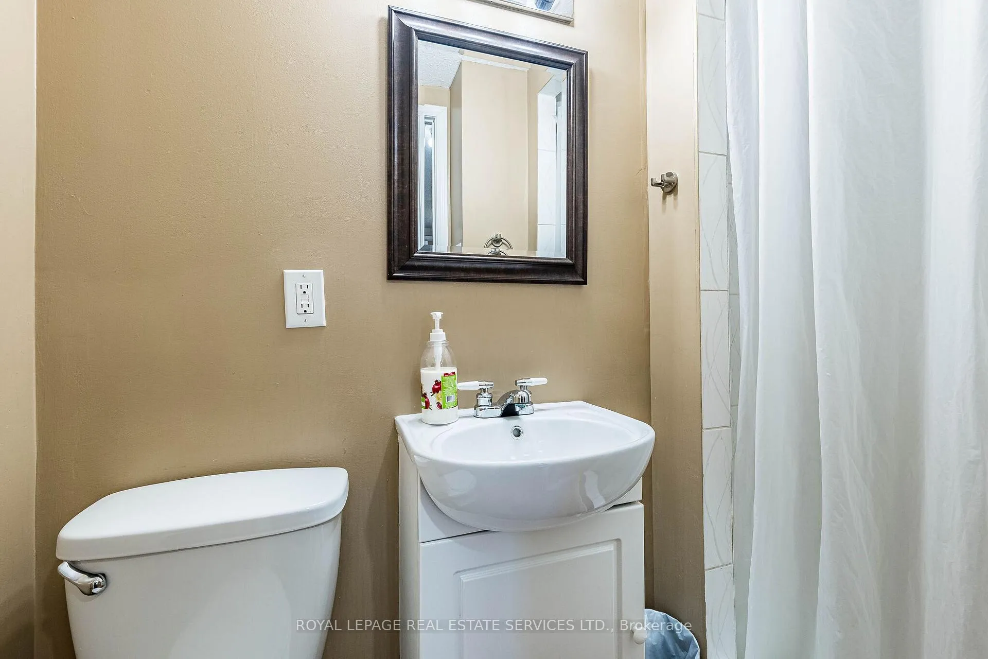 Photo 28 of 1 Reeve Road, Brampton, Brampton West — HOMEH