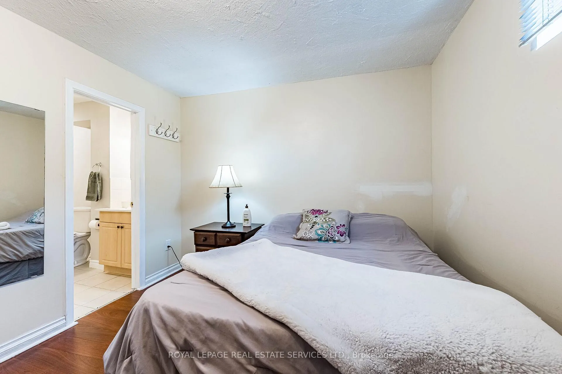 Photo 36 of 1 Reeve Road, Brampton, Brampton West — HOMEH