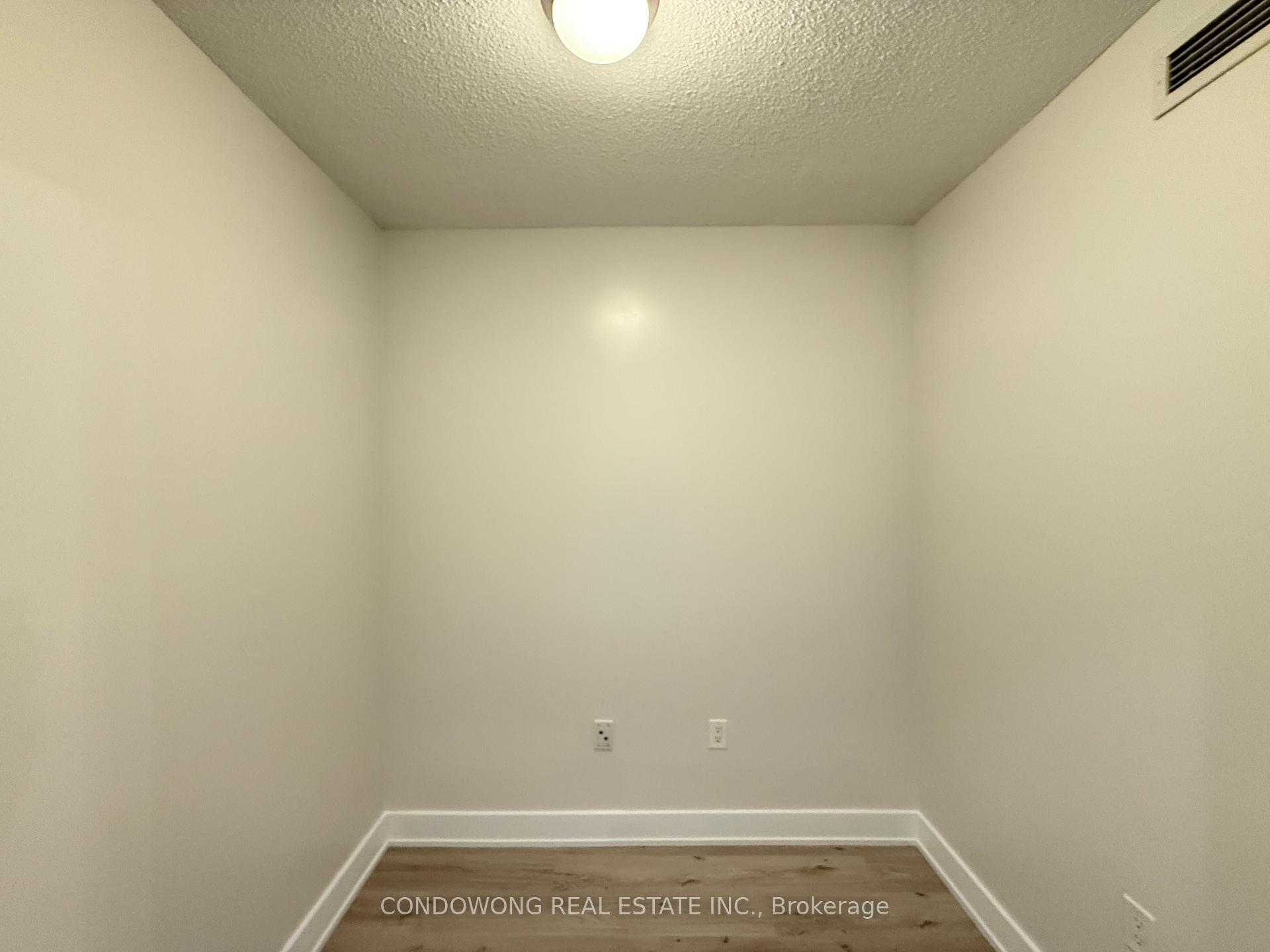Photo 10 of Unit 3705, 5 Mariner Terrace, Toronto, Waterfront Communities — HOMEH