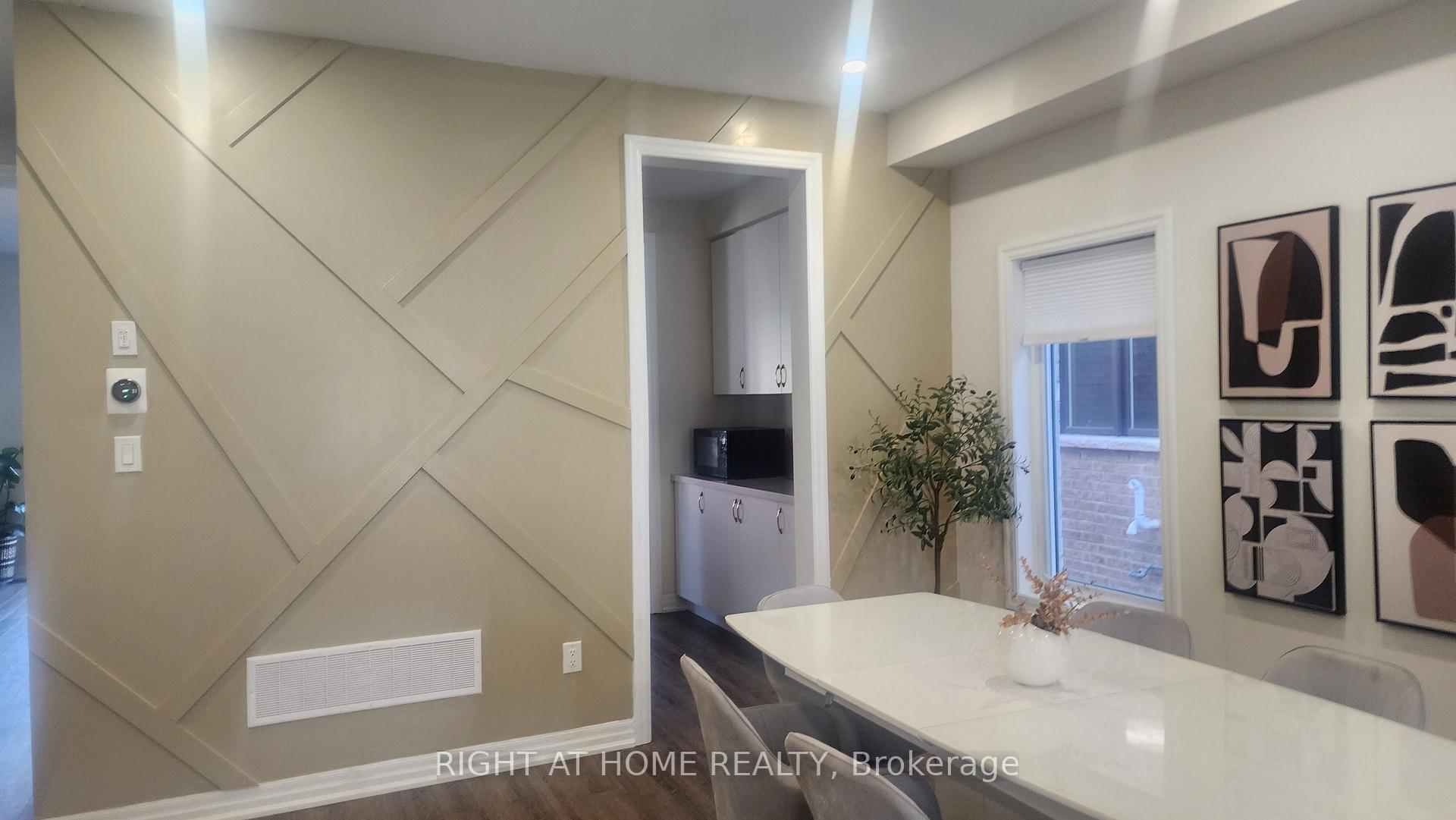 Photo 8 of 5 Stennett Drive, Georgina, Keswick North — HOMEH