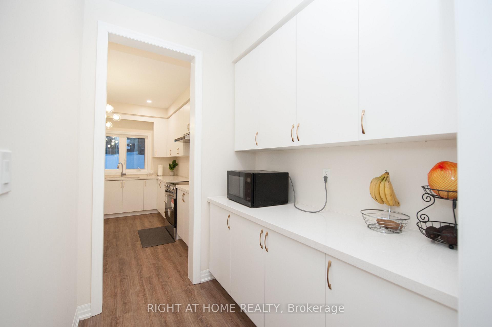 Photo 16 of 5 Stennett Drive, Georgina, Keswick North — HOMEH