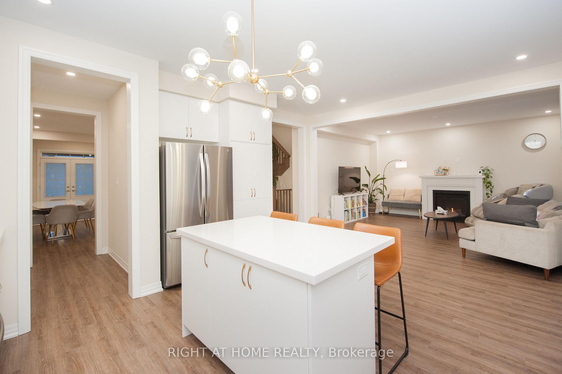 Photo 17 of 5 Stennett Drive, Georgina, Keswick North — HOMEH
