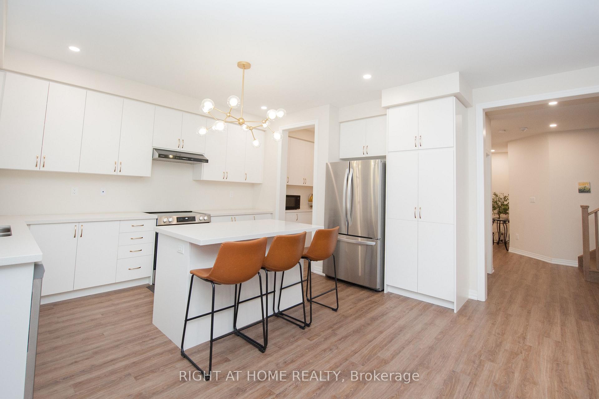 Photo 18 of 5 Stennett Drive, Georgina, Keswick North — HOMEH