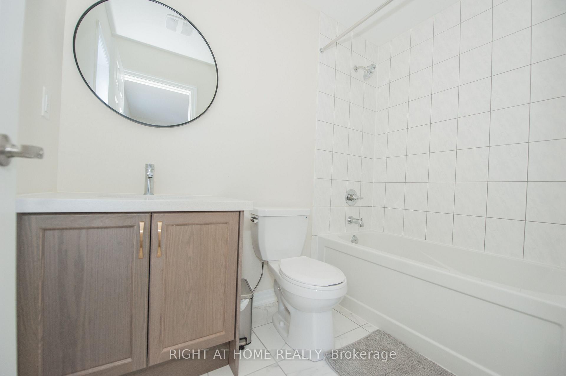 Photo 35 of 5 Stennett Drive, Georgina, Keswick North — HOMEH