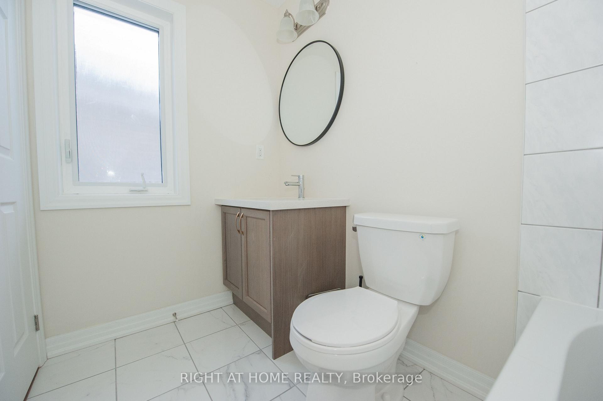 Photo 36 of 5 Stennett Drive, Georgina, Keswick North — HOMEH