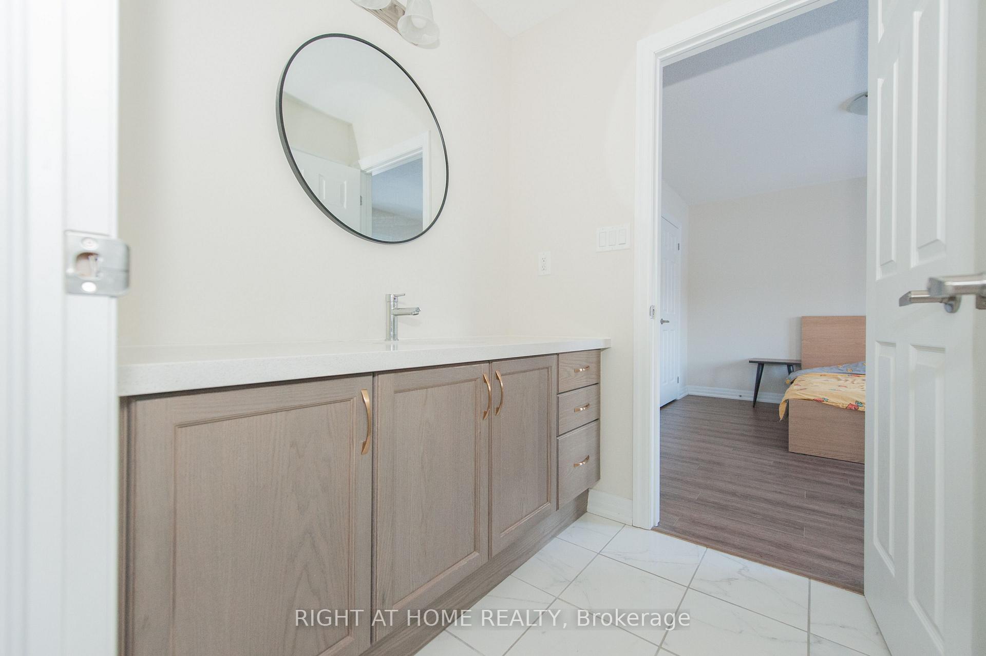 Photo 39 of 5 Stennett Drive, Georgina, Keswick North — HOMEH