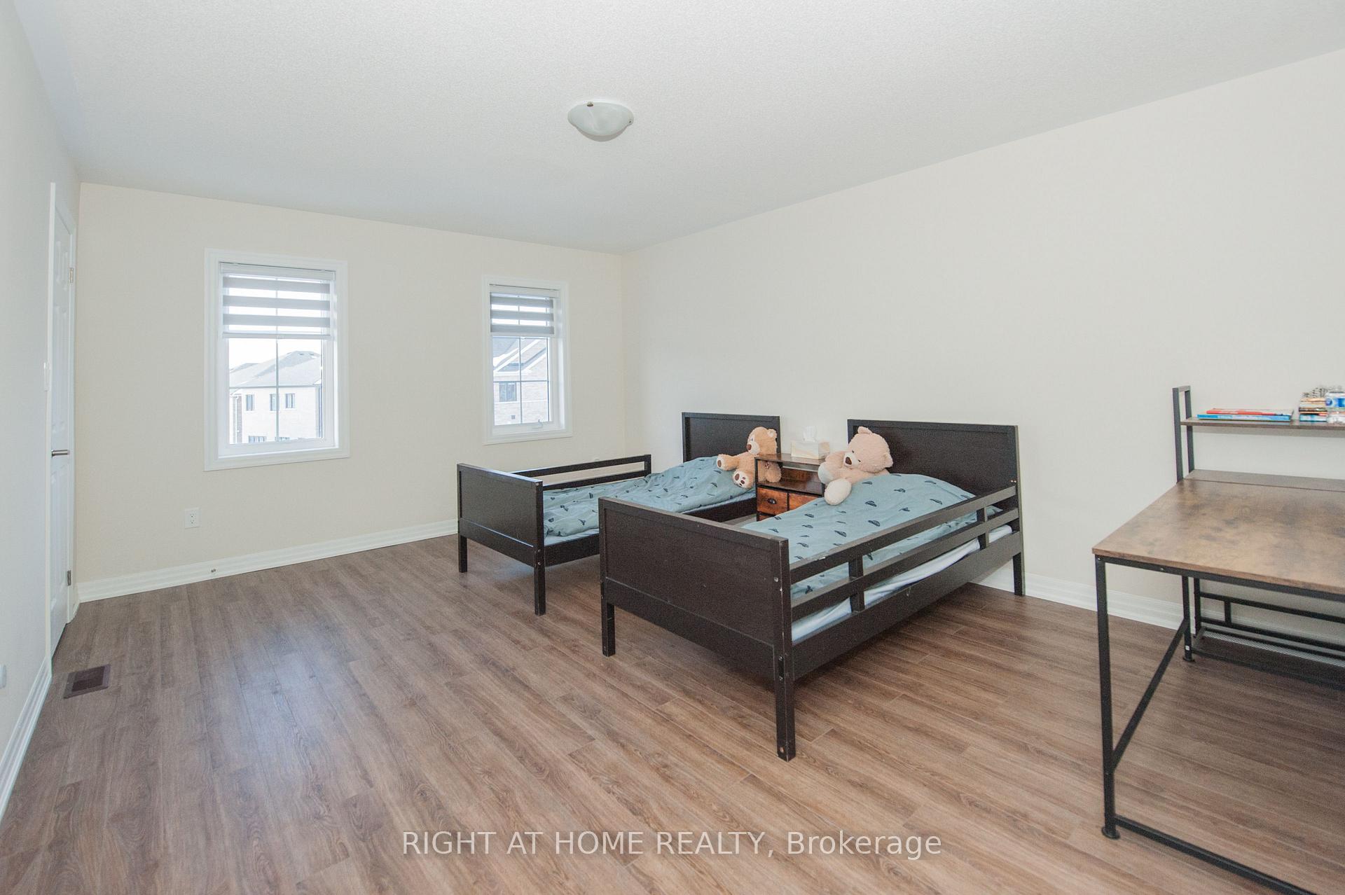 Photo 40 of 5 Stennett Drive, Georgina, Keswick North — HOMEH