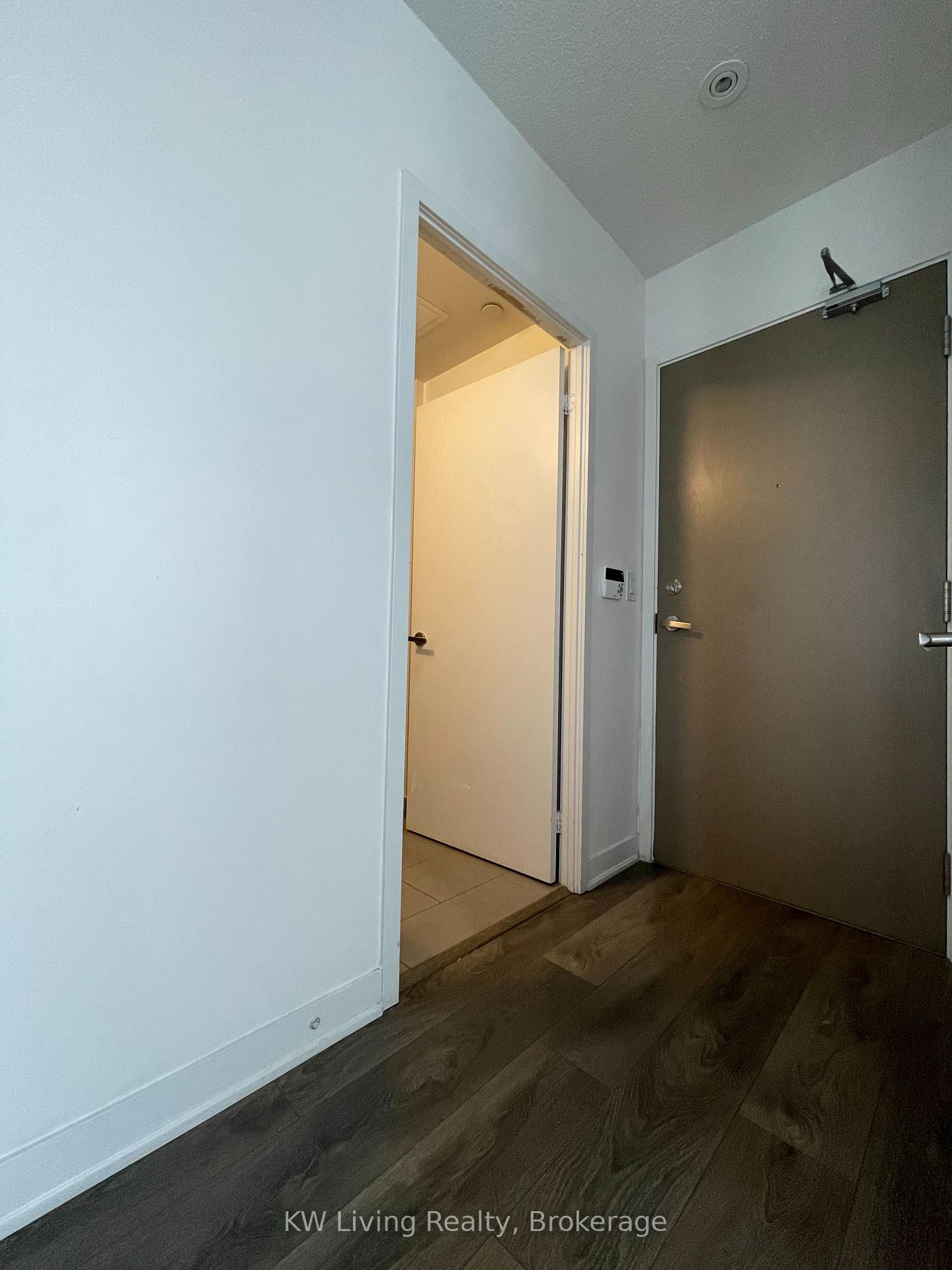Photo 16 of Unit 1509, 7165 Yonge Street, Markham, Grandview — HOMEH