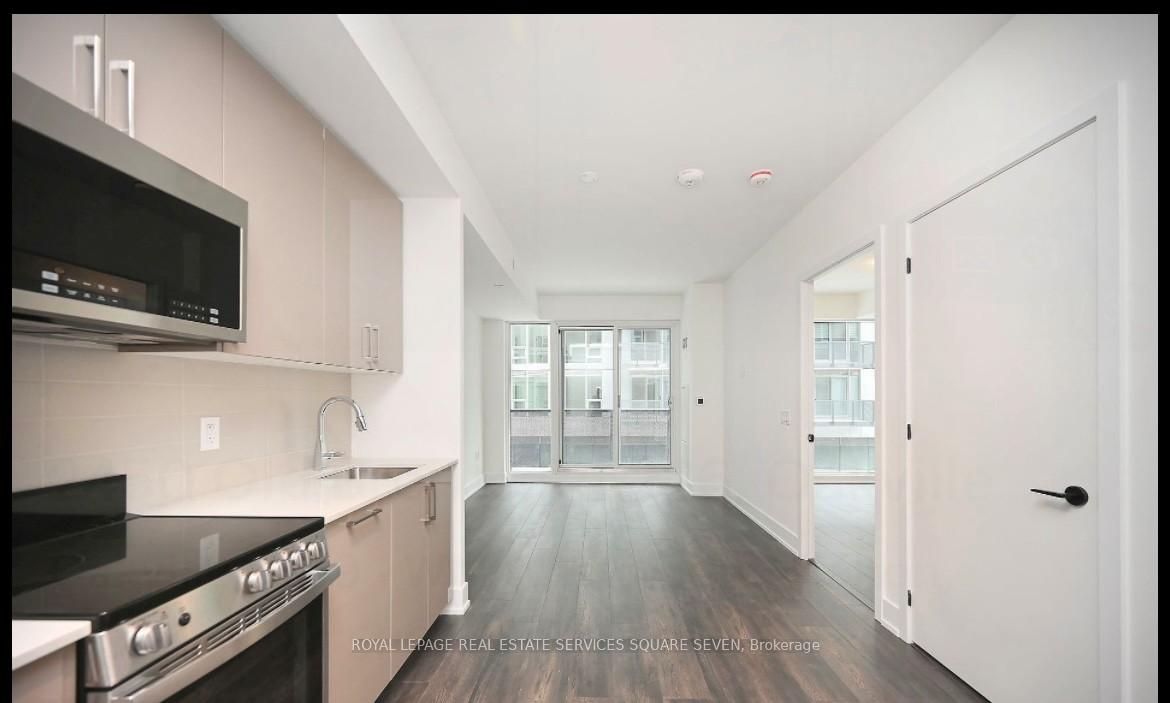 Front of Unit 226, 2450 Old Bronte Road