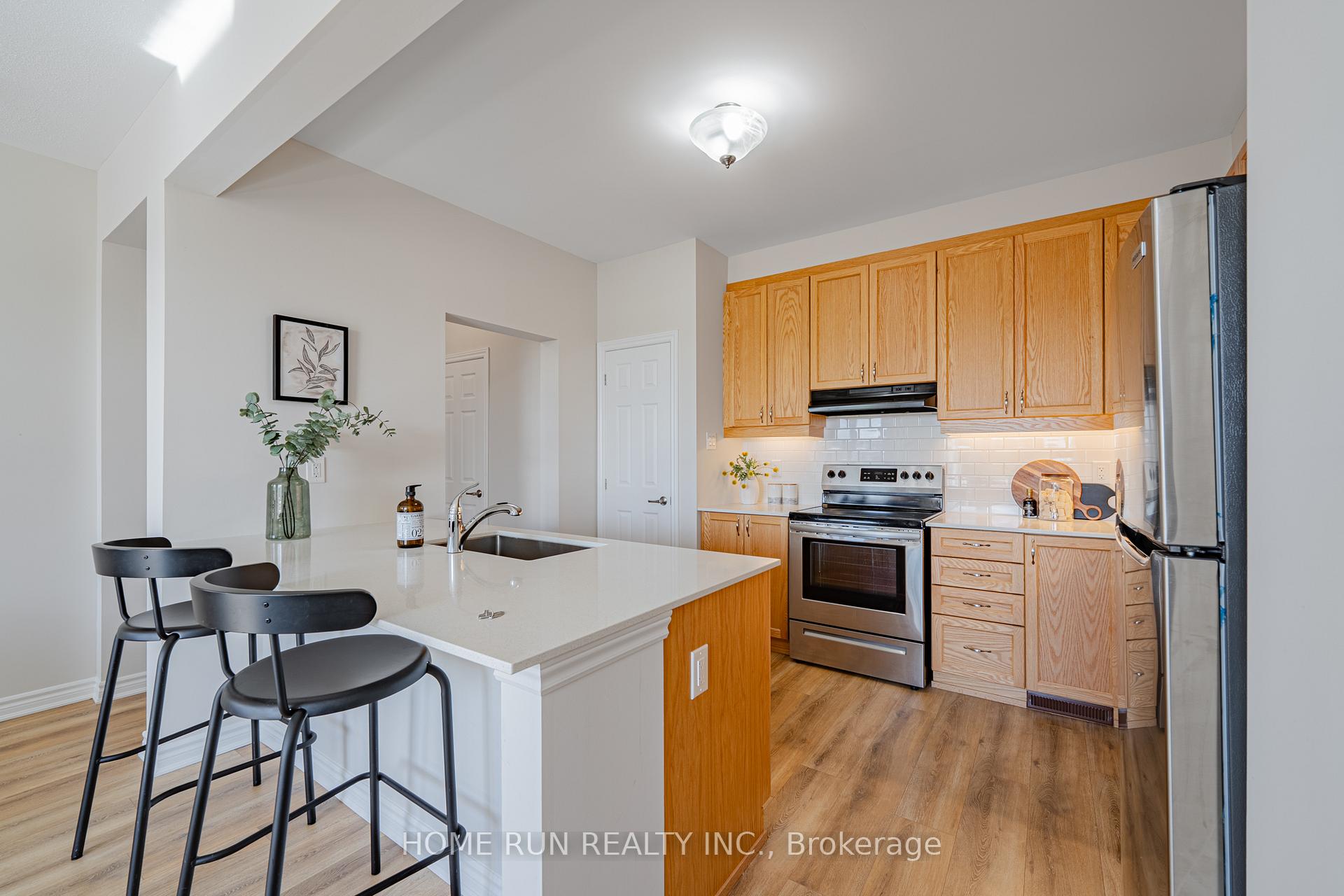 Photo 11 of 366 Aphelion Crescent, Ottawa, Barrhaven - Half Moon Bay — HOMEH