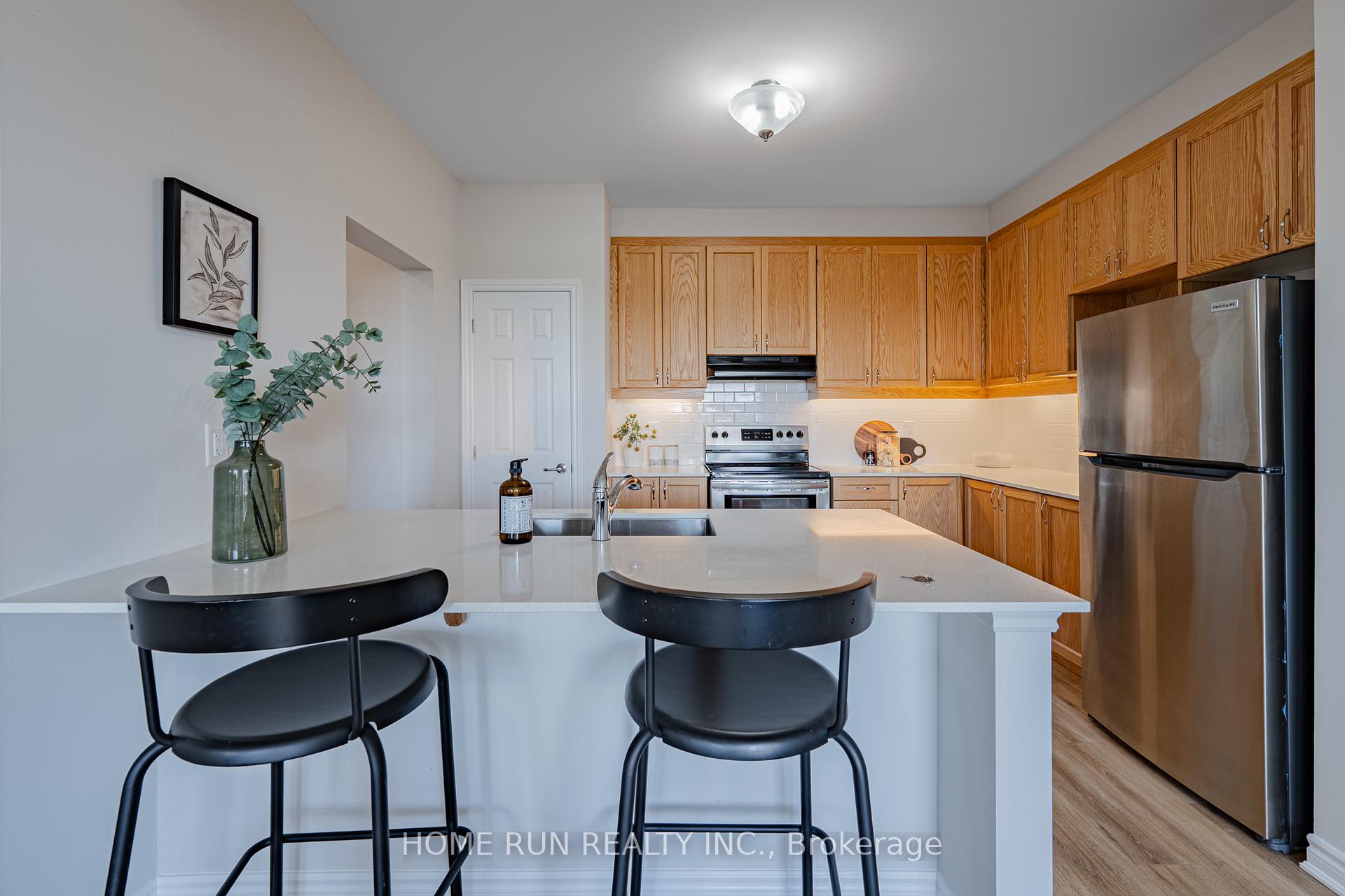 Photo 12 of 366 Aphelion Crescent, Ottawa, Barrhaven - Half Moon Bay — HOMEH