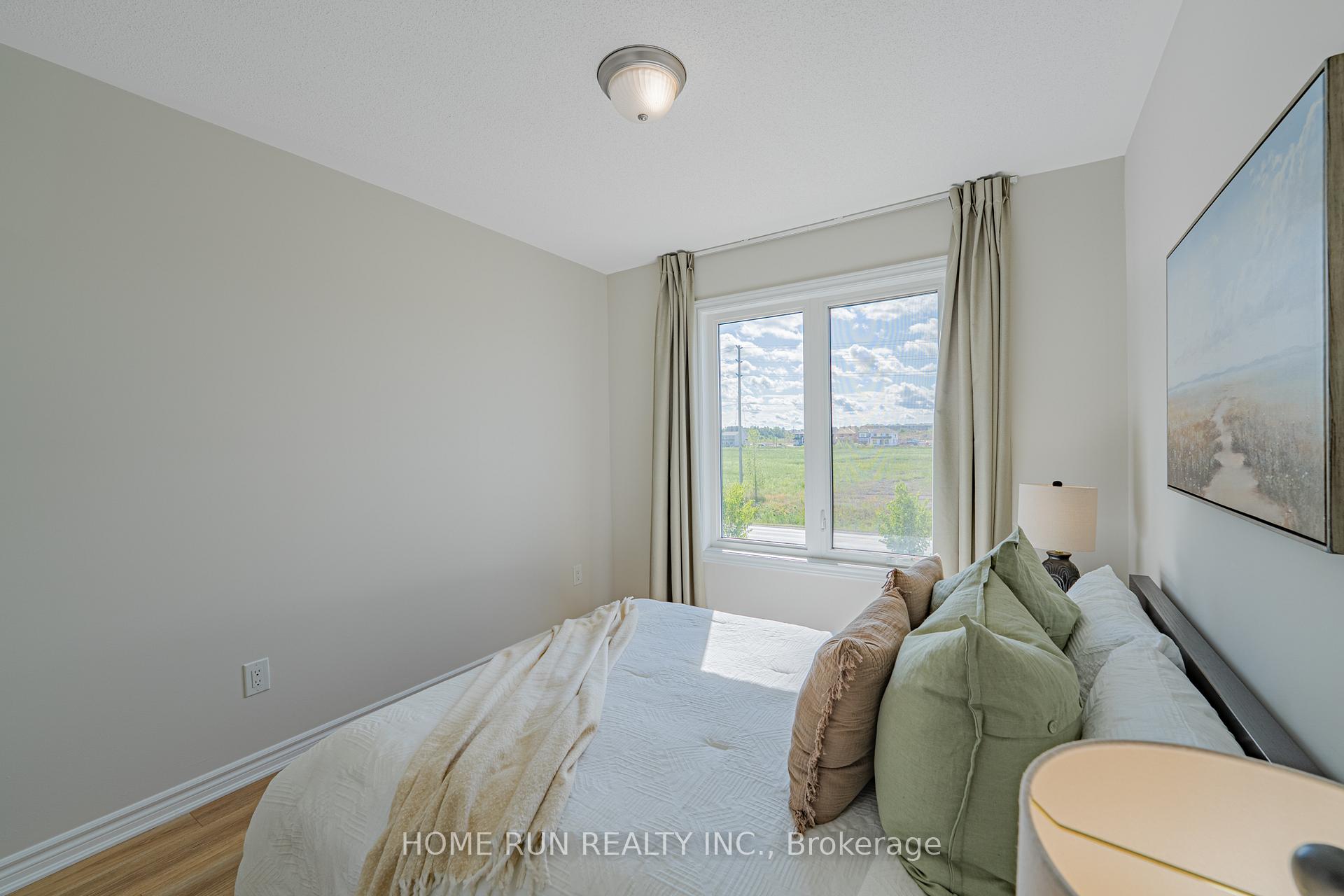 Photo 34 of 366 Aphelion Crescent, Ottawa, Barrhaven - Half Moon Bay — HOMEH
