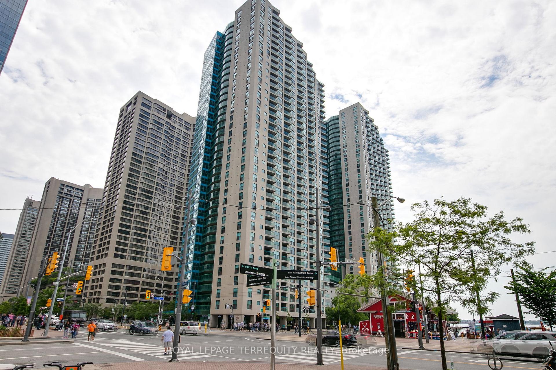 Photo 1 of Unit 3803, 99 Harbour Square, Toronto, Waterfront Communities — HOMEH