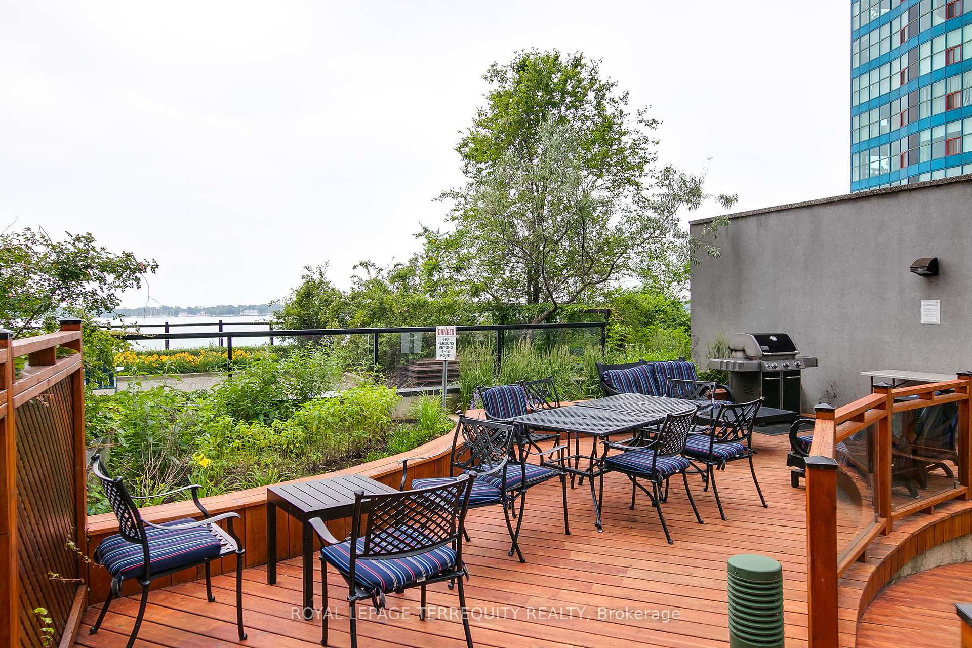 Photo 36 of Unit 3803, 99 Harbour Square, Toronto, Waterfront Communities — HOMEH