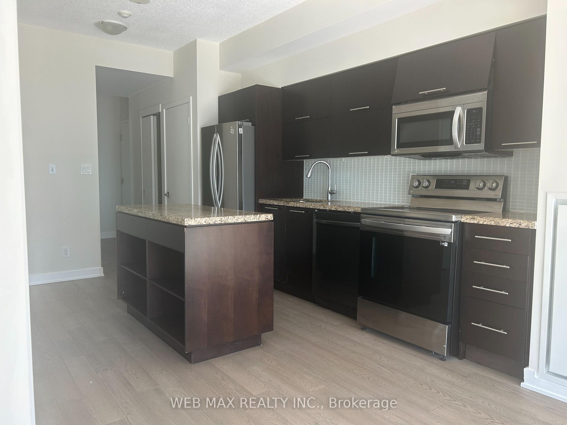 Photo 3 of Unit 1303, 126 Simcoe Street, Toronto, Waterfront Communities — HOMEH