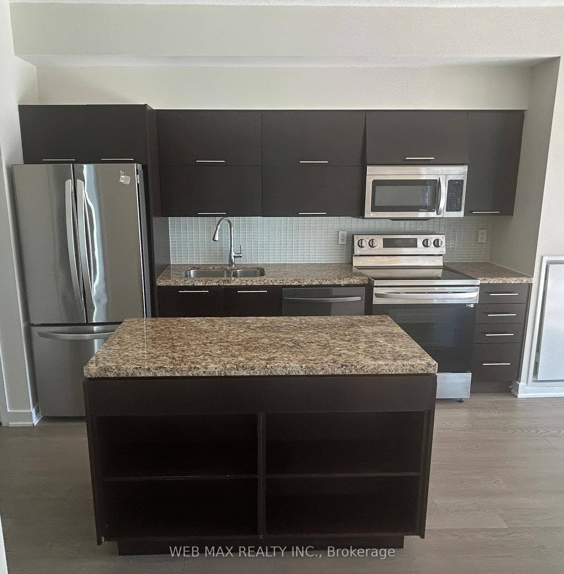 Photo 4 of Unit 1303, 126 Simcoe Street, Toronto, Waterfront Communities — HOMEH