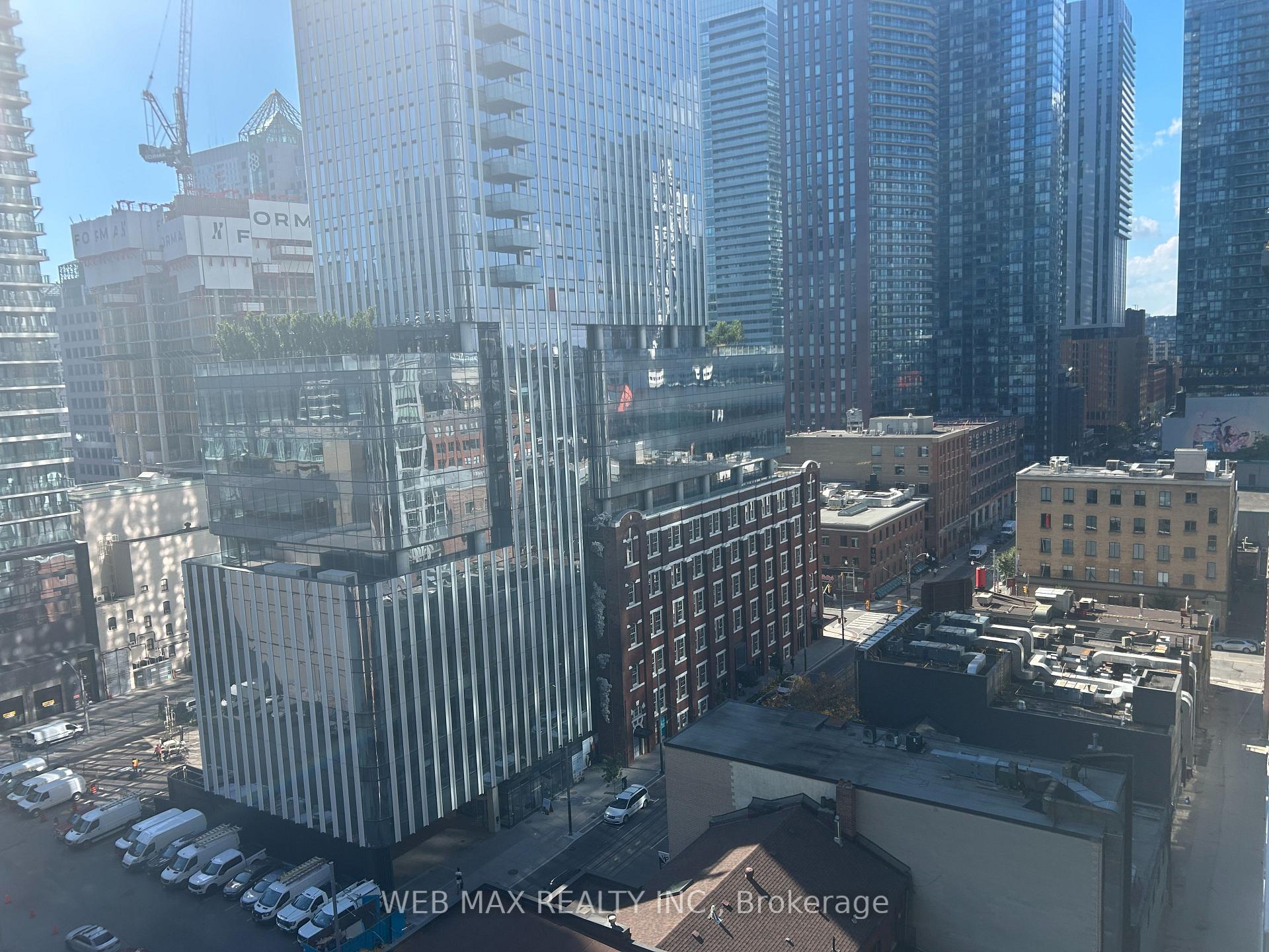 Photo 10 of Unit 1303, 126 Simcoe Street, Toronto, Waterfront Communities — HOMEH
