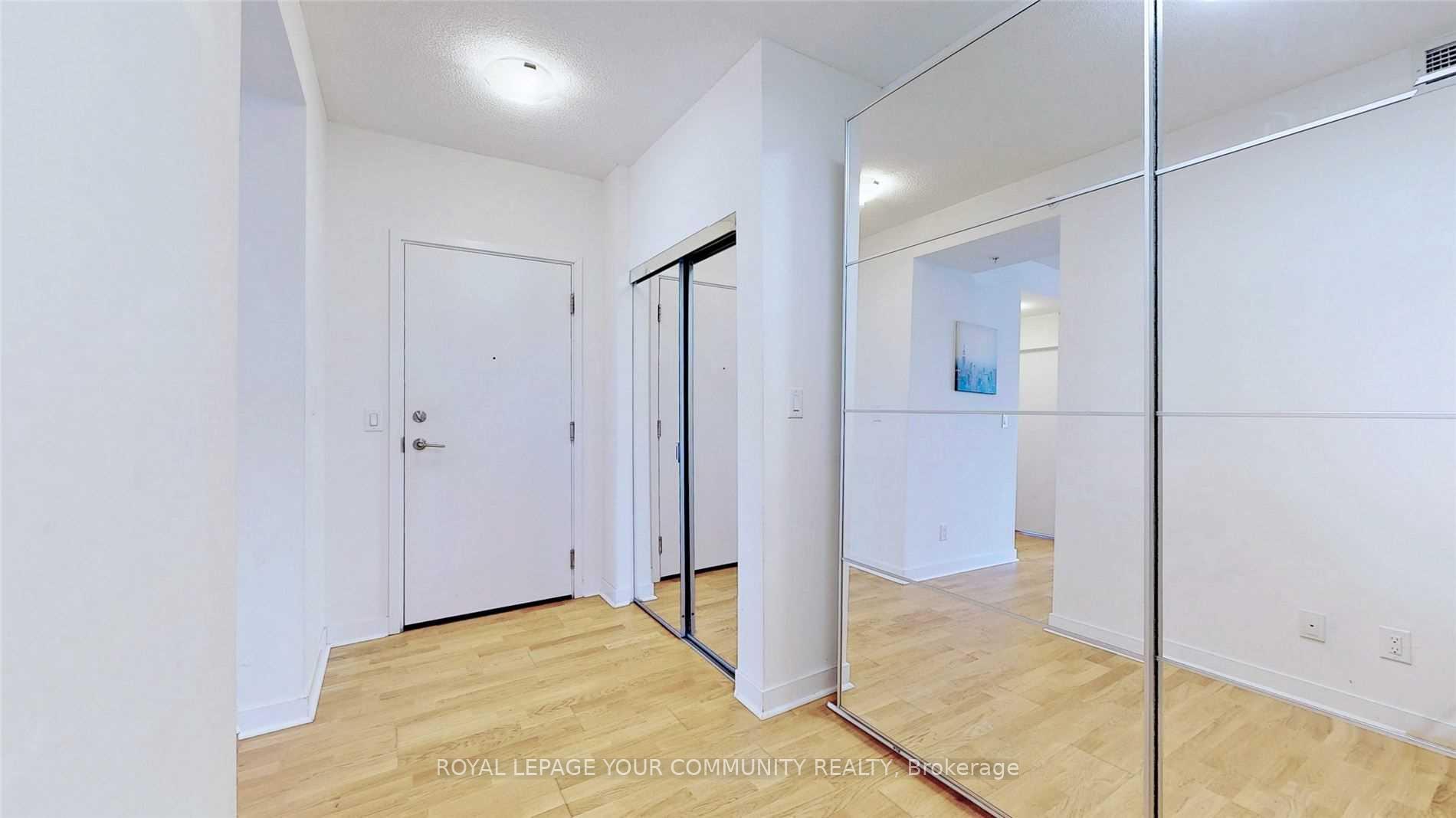 Photo 10 of Unit 2906, 295 Adelaide Street W, Toronto, Waterfront Communities — HOMEH