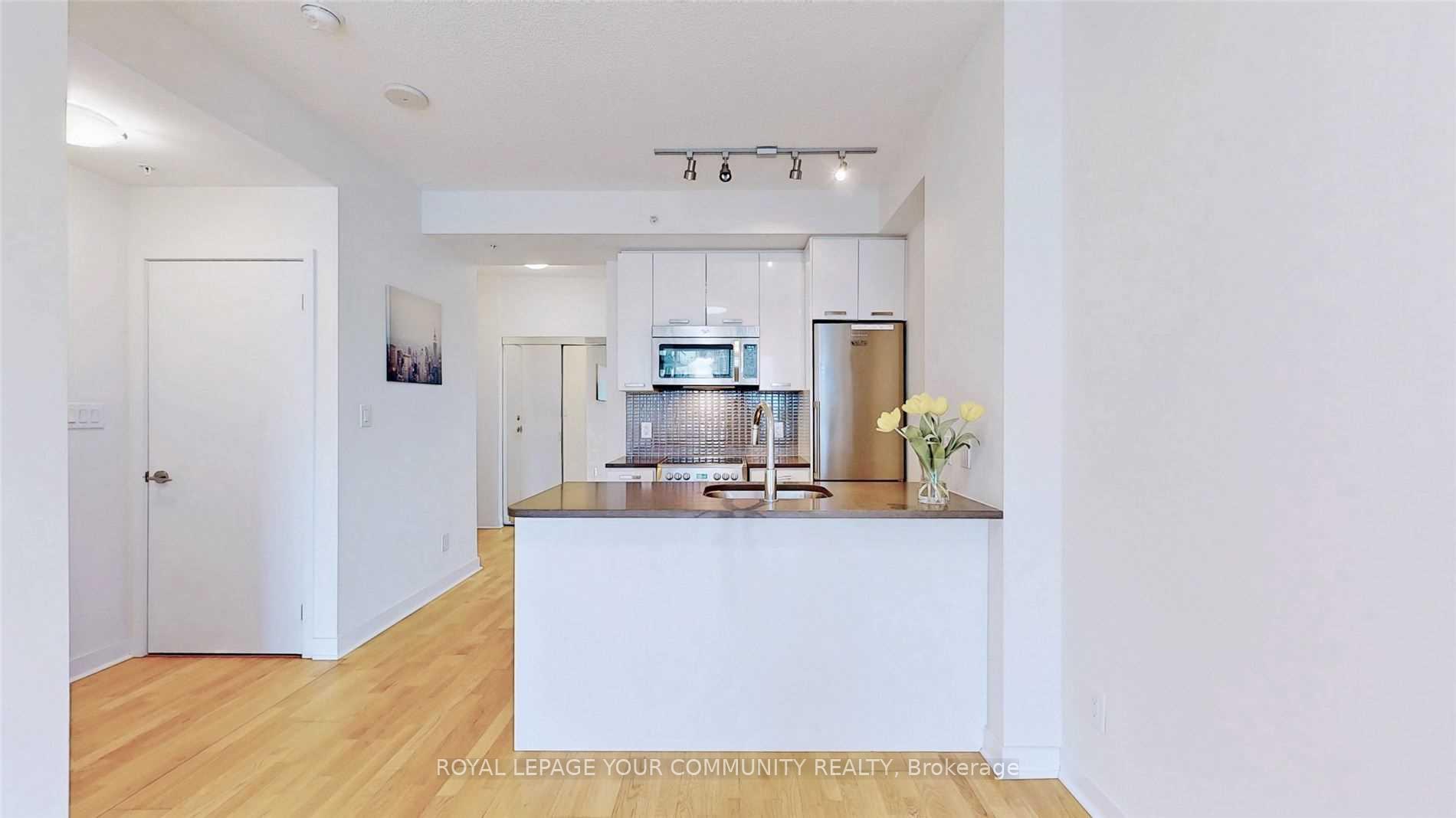 Photo 18 of Unit 2906, 295 Adelaide Street W, Toronto, Waterfront Communities — HOMEH