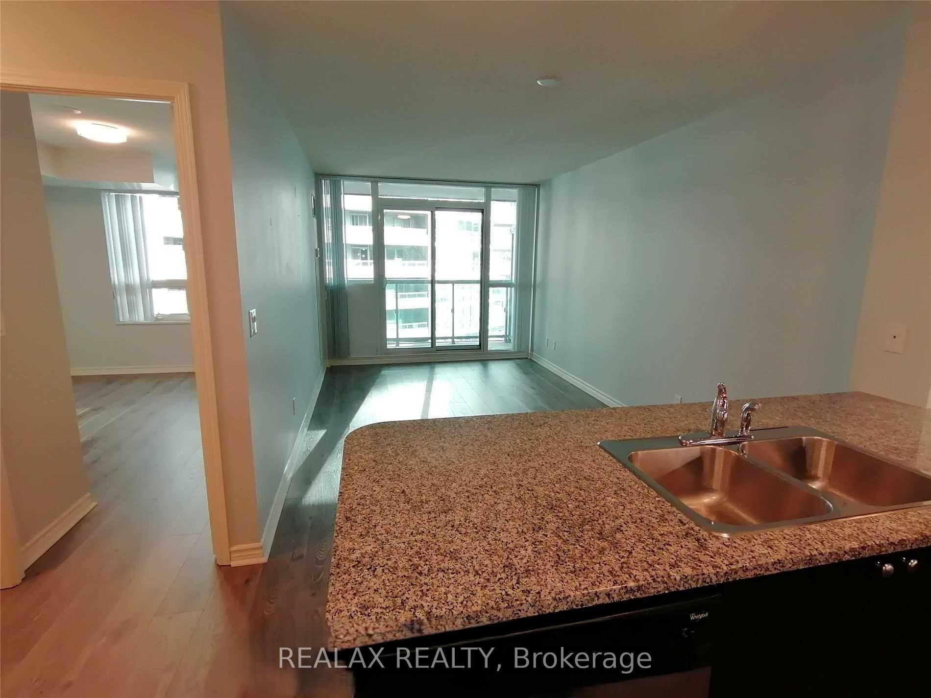 Photo 10 of Unit 1102, 25 Lower Simcoe Street, Toronto, Waterfront Communities — HOMEH