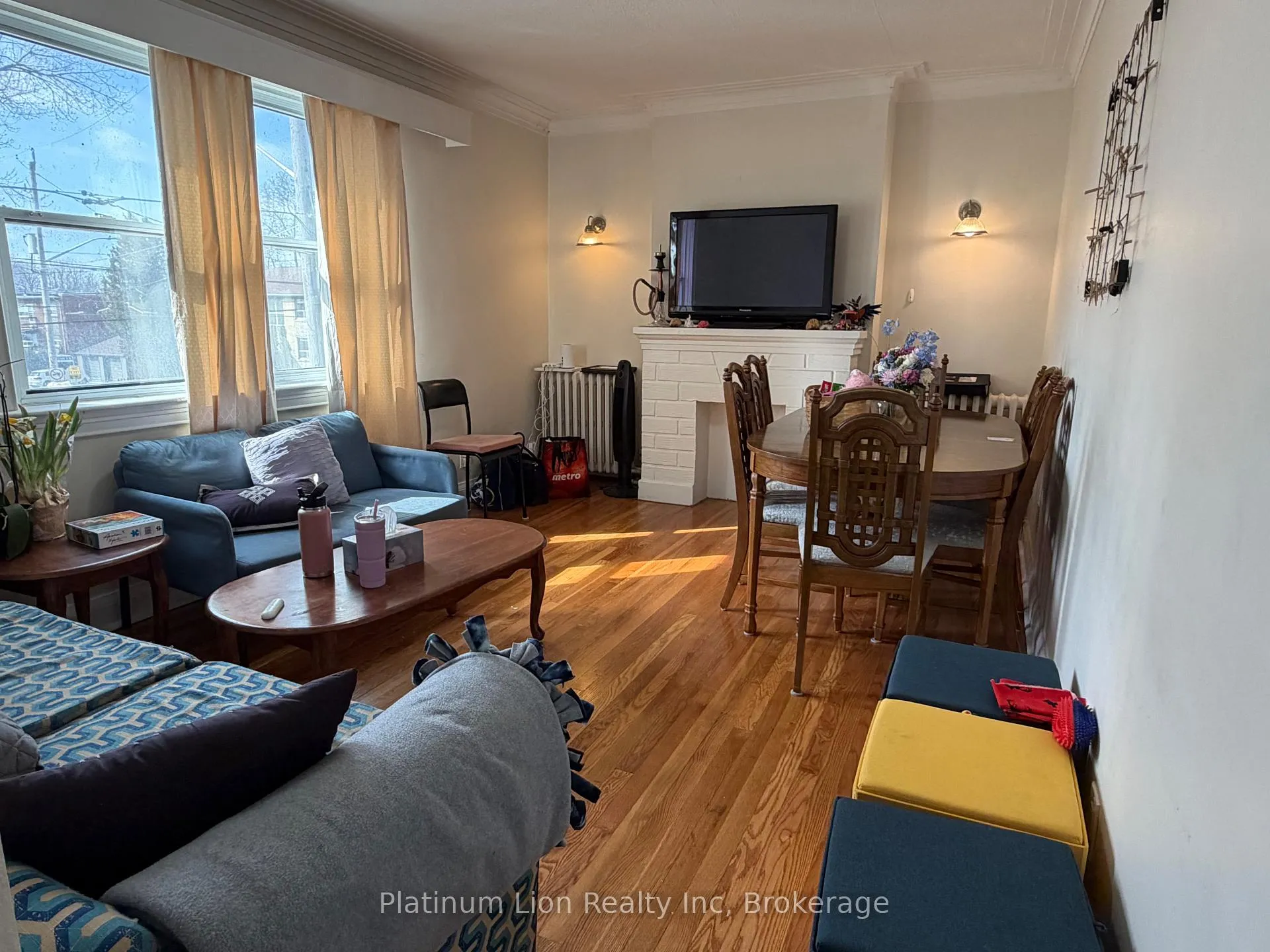 Photo 6 of Unit Upper, 2712 Lake Shore Boulevard W, Etobicoke, Mimico — HOMEH