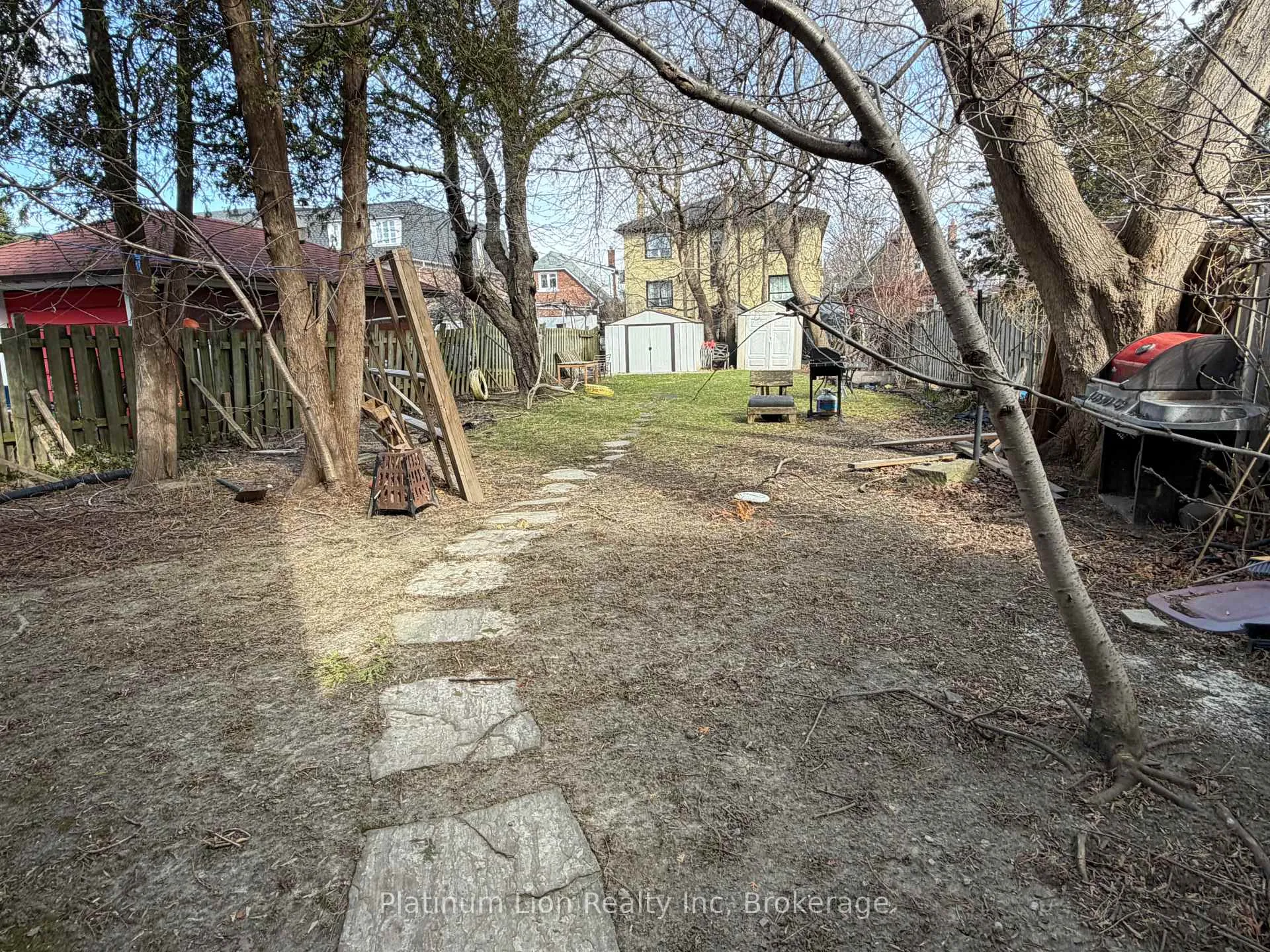 Photo 15 of Unit Upper, 2712 Lake Shore Boulevard W, Etobicoke, Mimico — HOMEH