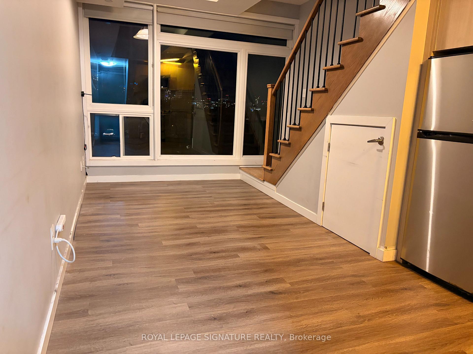 Photo 1 of Unit 405, 335 College Street, Toronto, Kensington-Chinatown — HOMEH