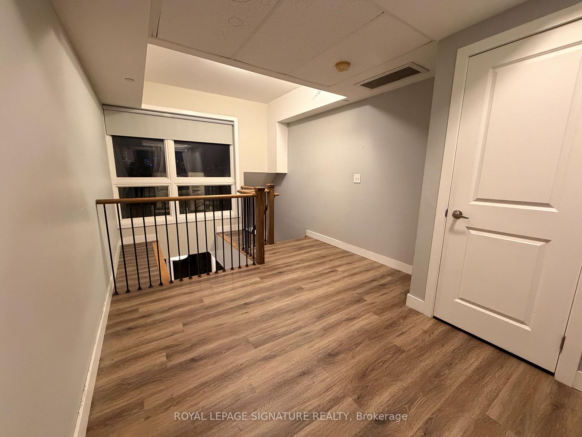 Photo 4 of Unit 405, 335 College Street, Toronto, Kensington-Chinatown — HOMEH