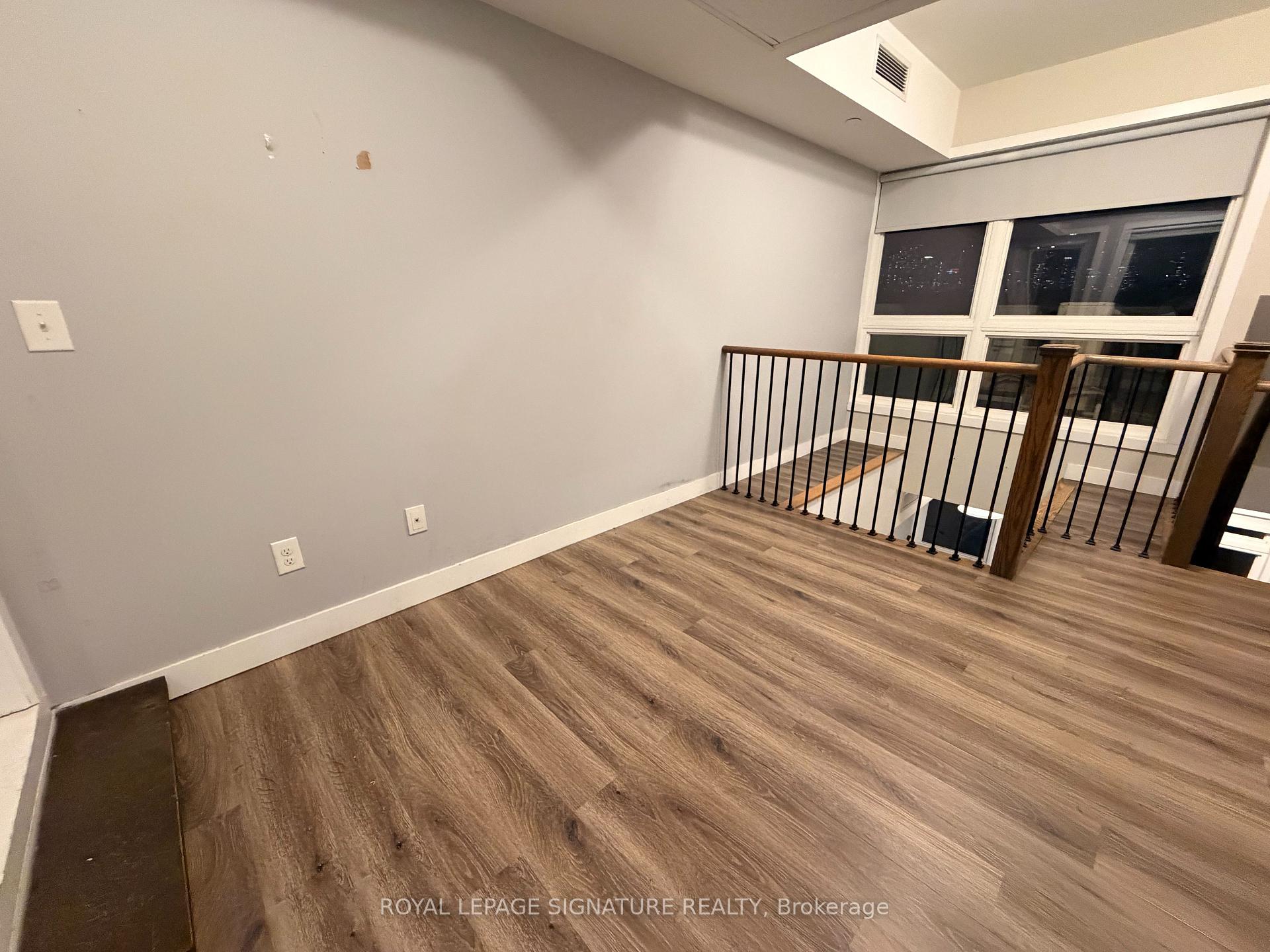 Photo 6 of Unit 405, 335 College Street, Toronto, Kensington-Chinatown — HOMEH