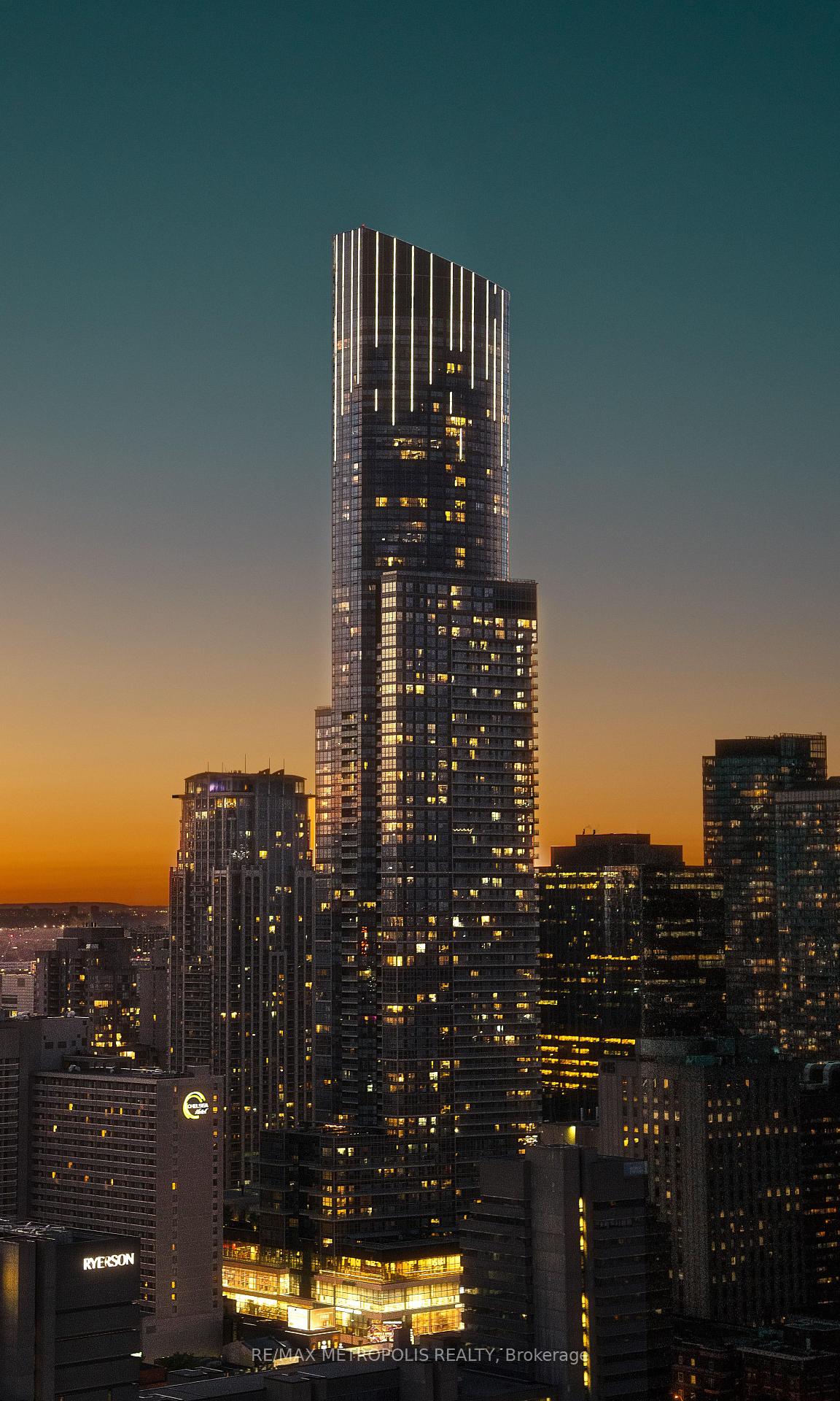 Front of Unit 3911, 386 Yonge Street