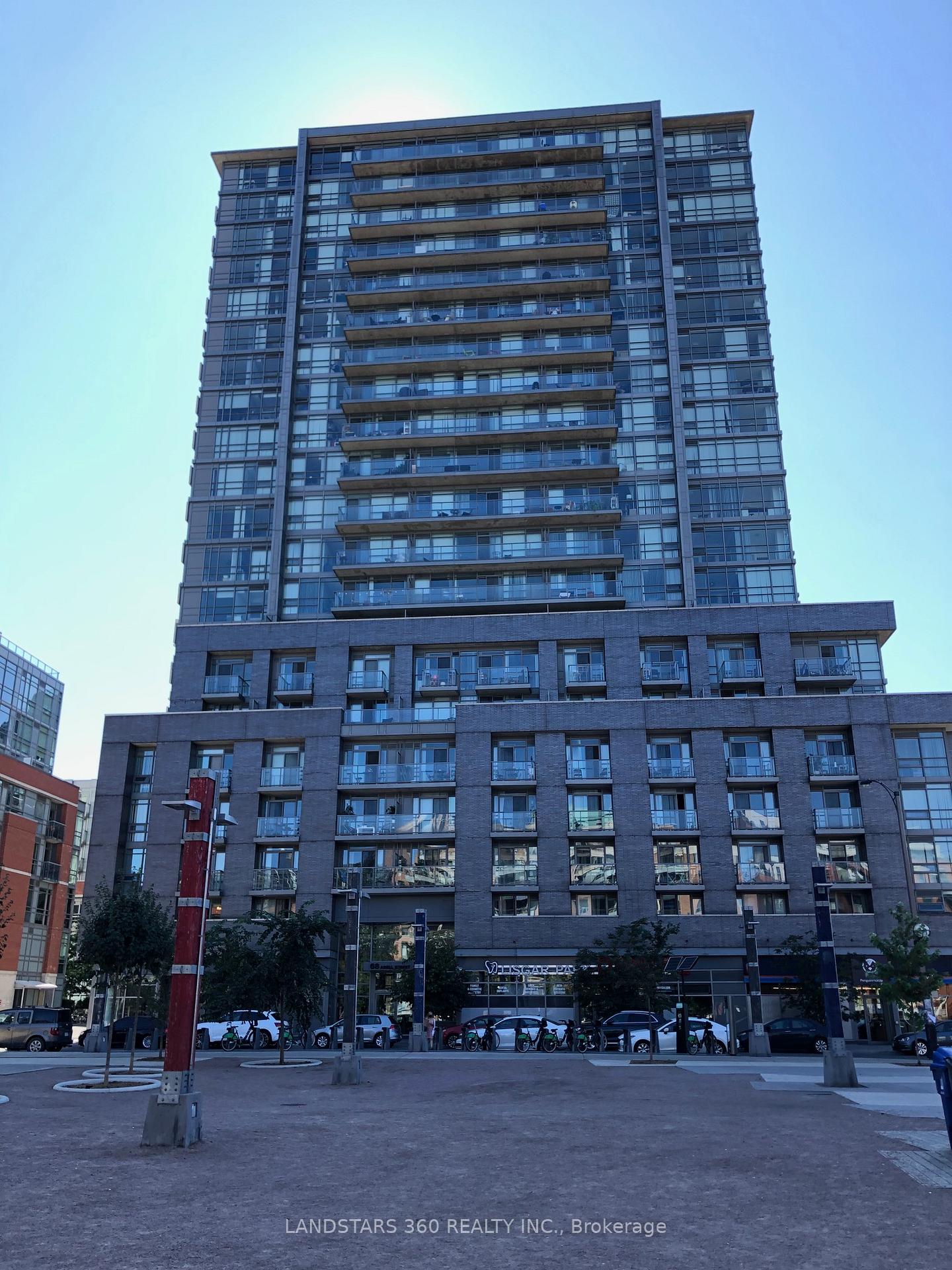Photo 2 of Unit 1705, 68 Abell Street, Toronto, Little Portugal — HOMEH
