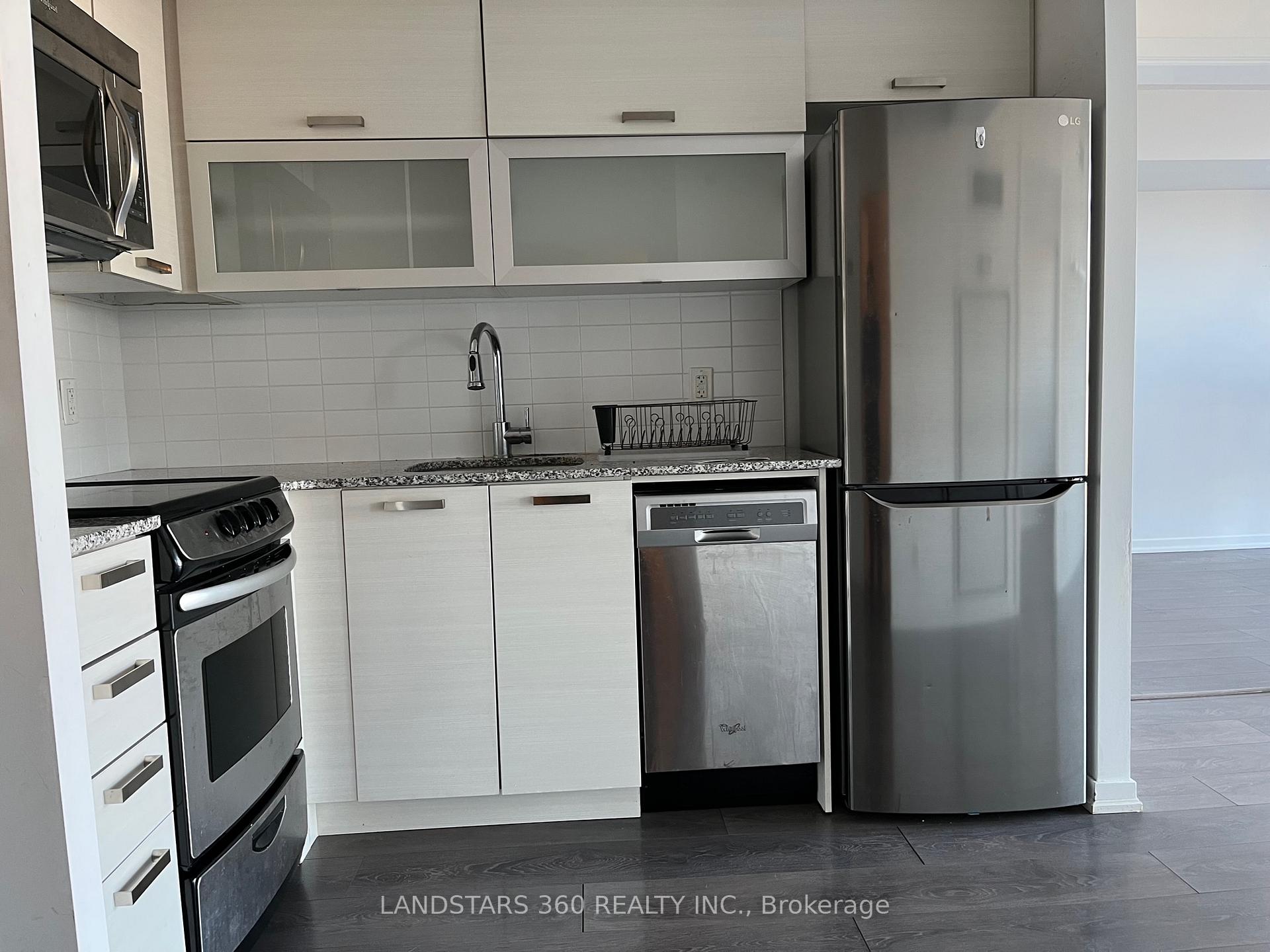 Photo 3 of Unit 1705, 68 Abell Street, Toronto, Little Portugal — HOMEH