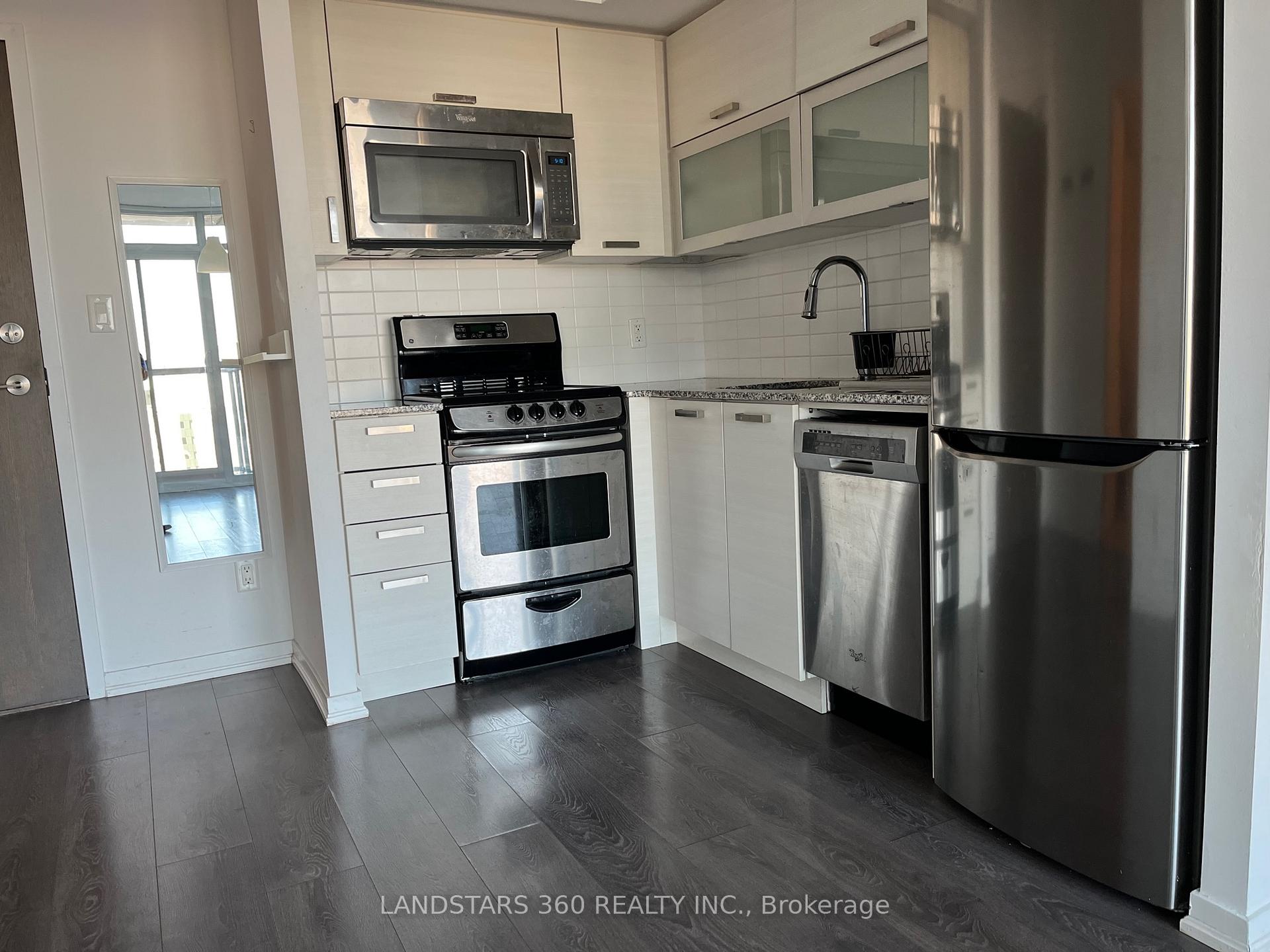 Photo 4 of Unit 1705, 68 Abell Street, Toronto, Little Portugal — HOMEH