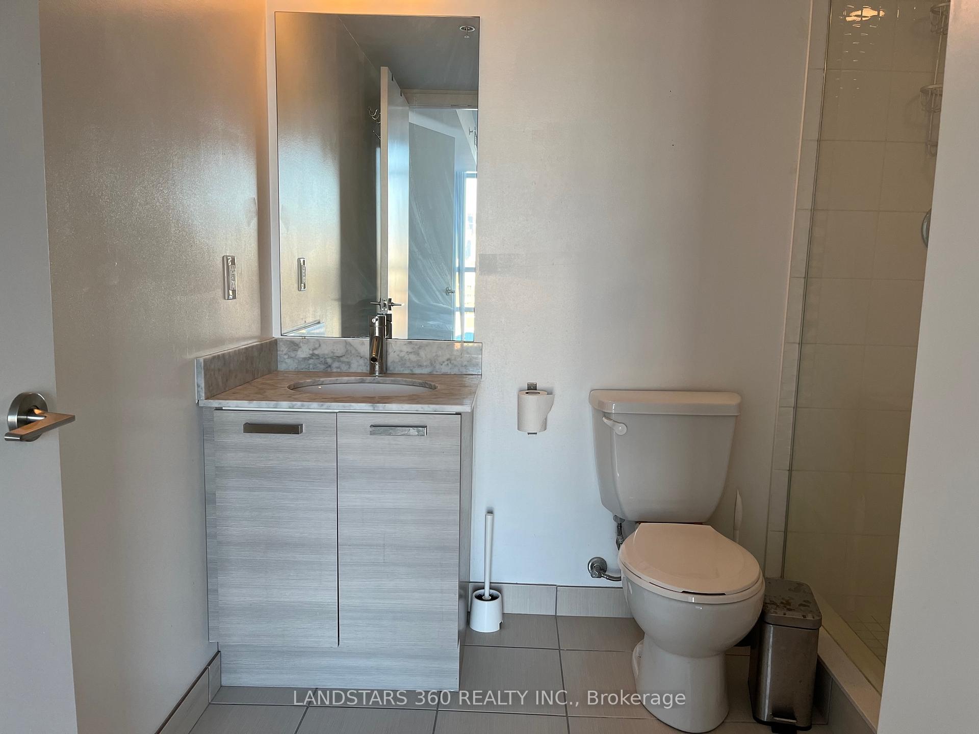 Photo 8 of Unit 1705, 68 Abell Street, Toronto, Little Portugal — HOMEH