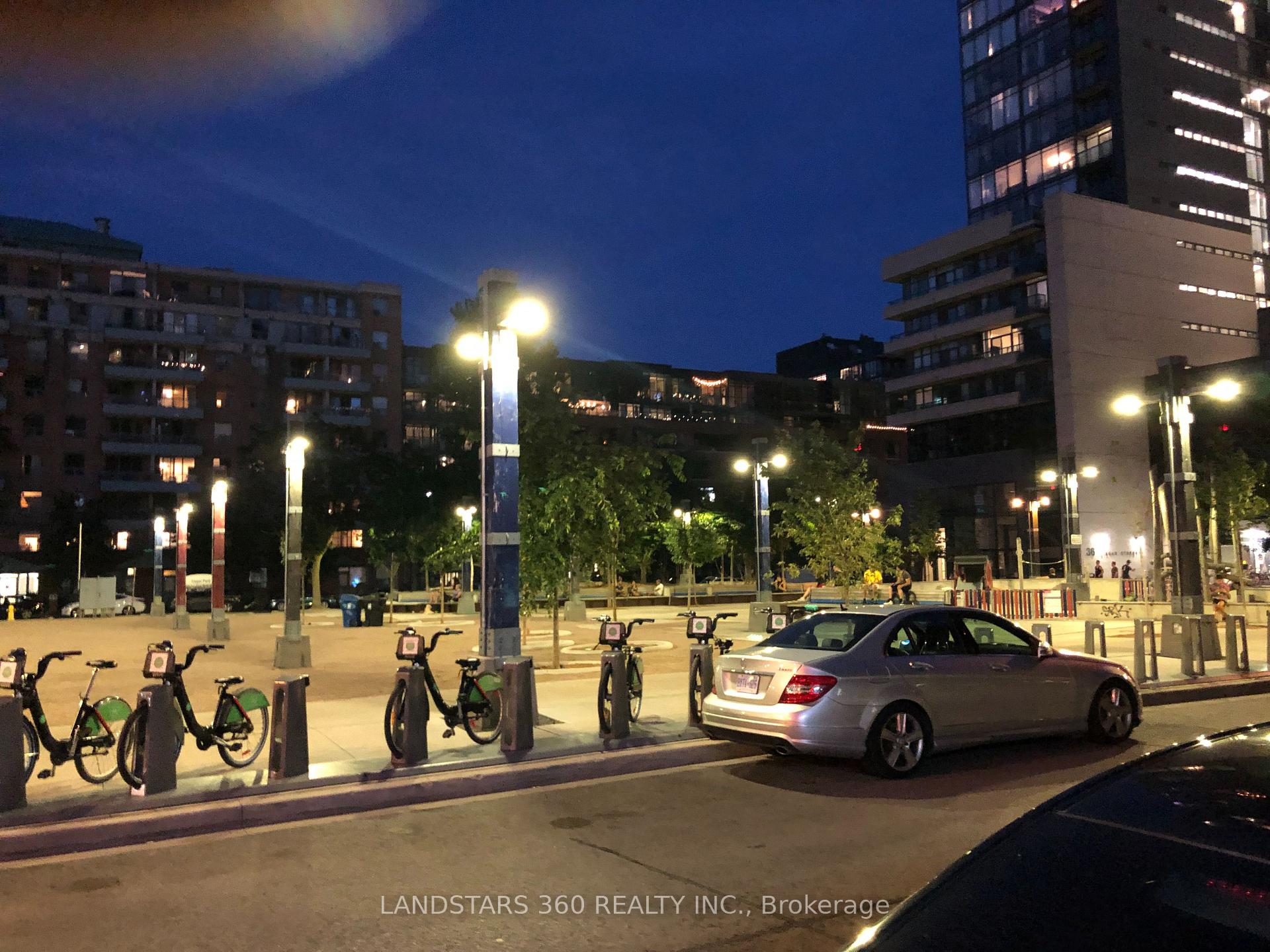 Photo 13 of Unit 1705, 68 Abell Street, Toronto, Little Portugal — HOMEH