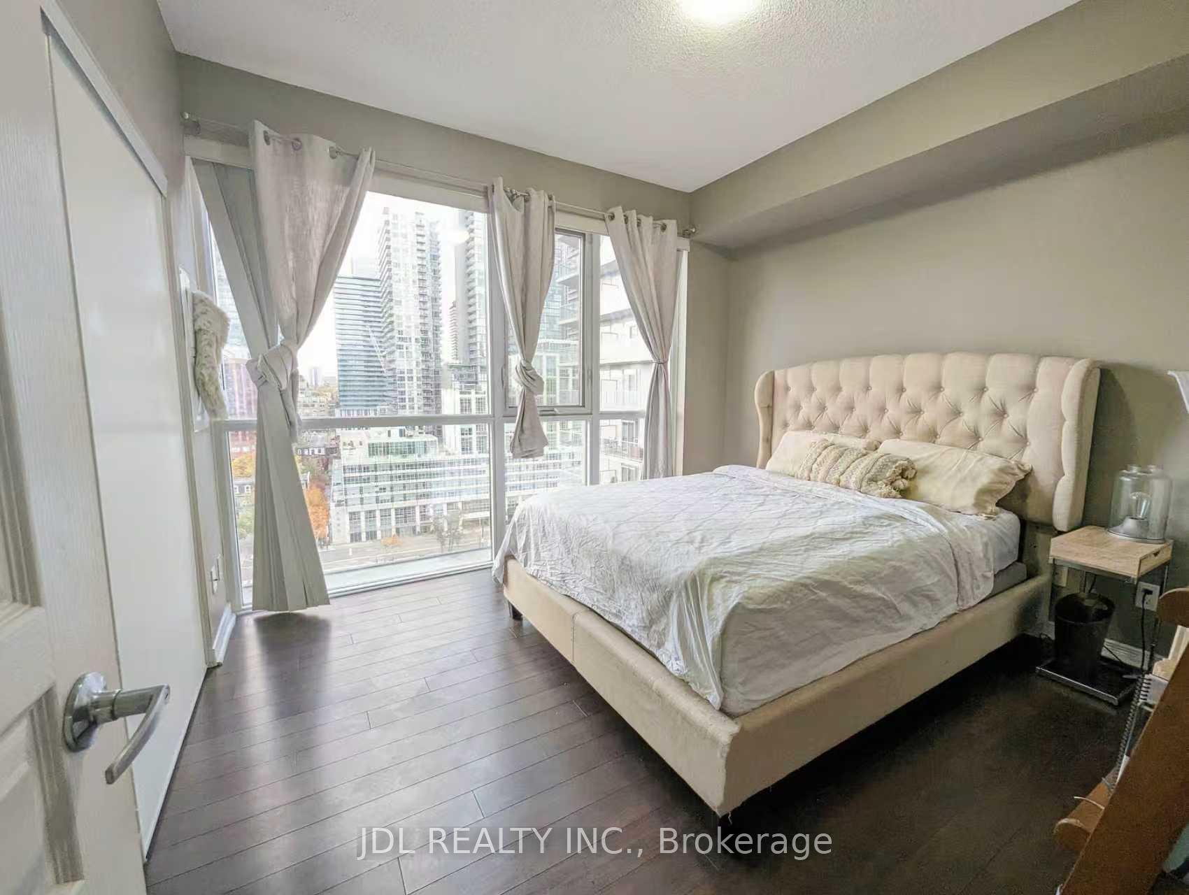 Photo 7 of Unit 1407, 352 Front Street W, Toronto, Waterfront Communities — HOMEH