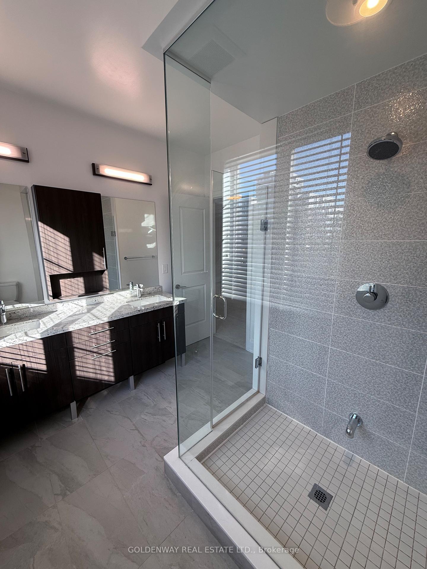Photo 15 of 15 Village Parkway, Markham, Unionville — HOMEH