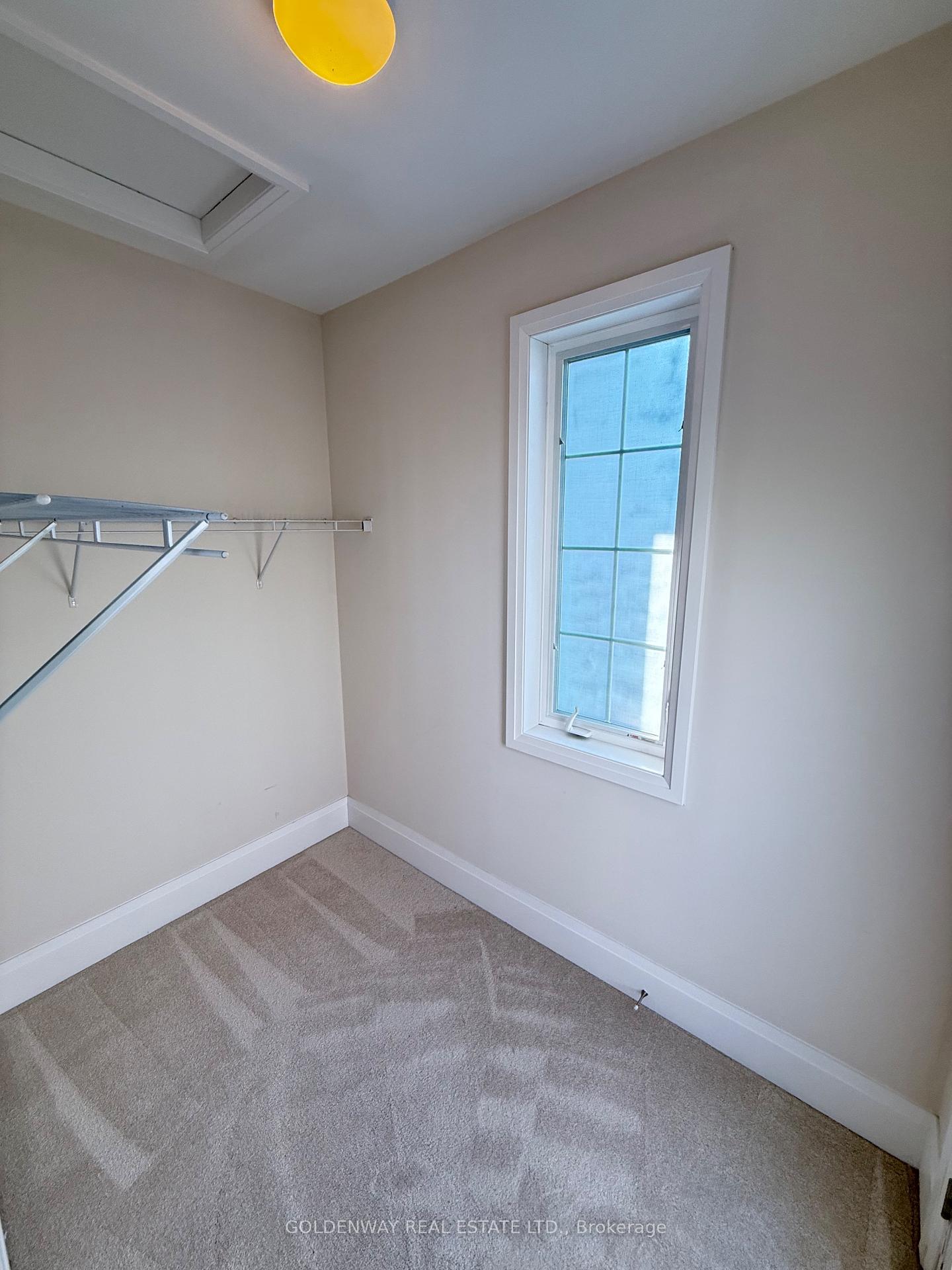 Photo 17 of 15 Village Parkway, Markham, Unionville — HOMEH