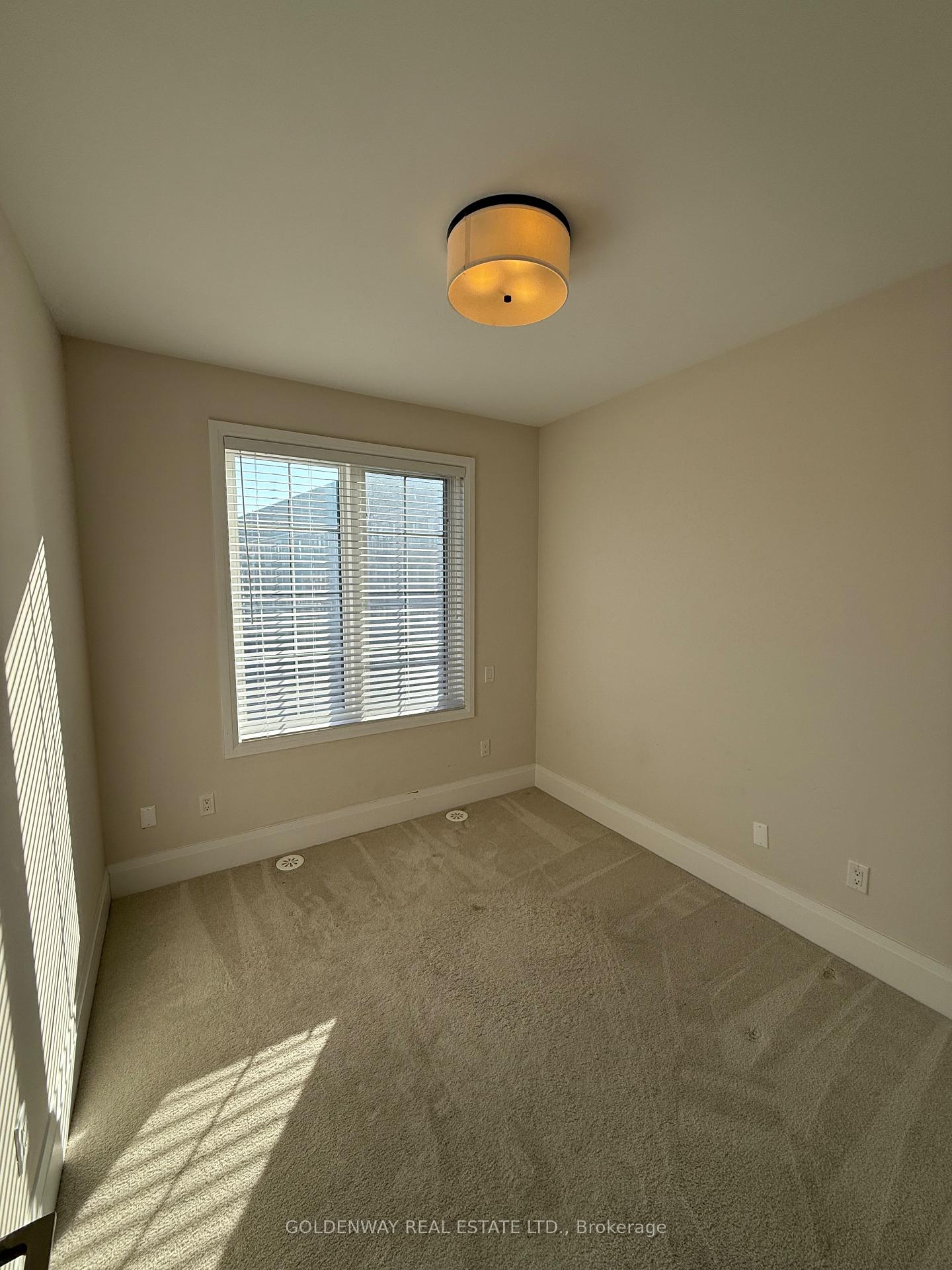 Photo 19 of 15 Village Parkway, Markham, Unionville — HOMEH