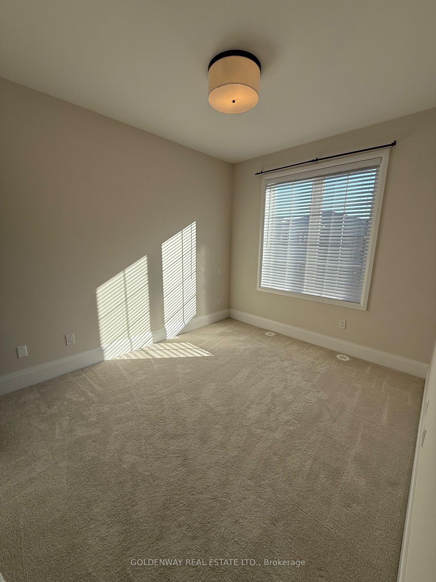 Photo 20 of 15 Village Parkway, Markham, Unionville — HOMEH