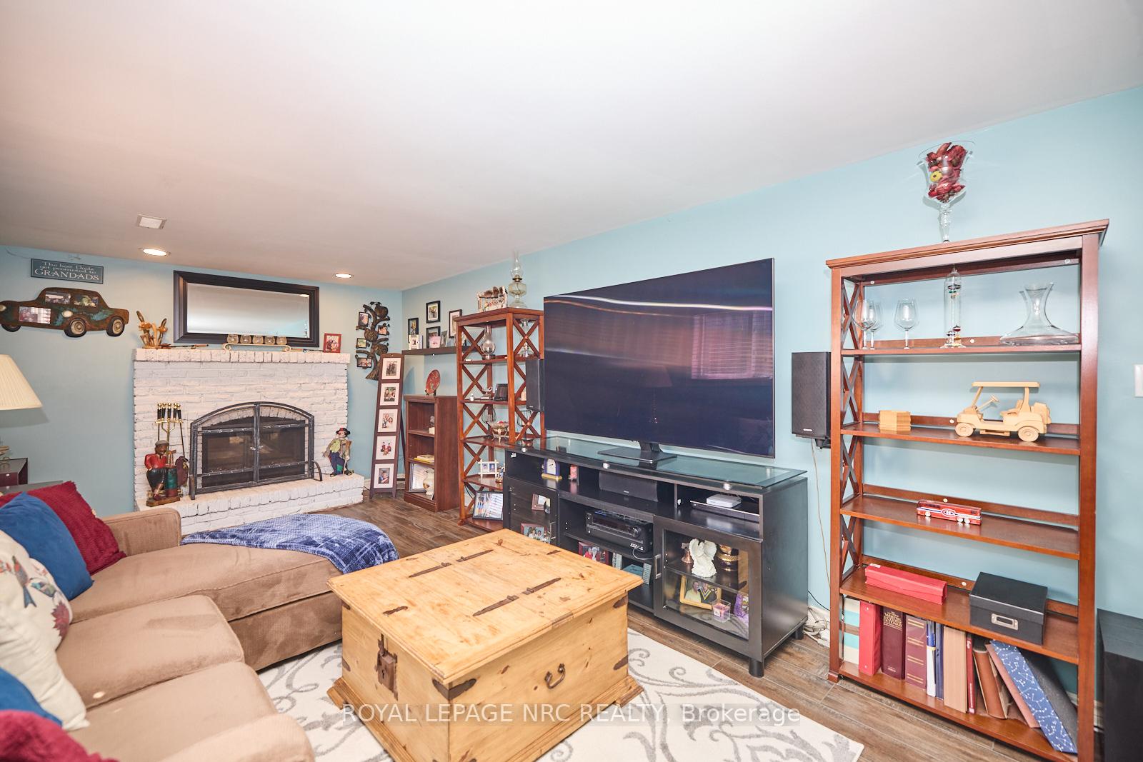 Photo 10 of 104 Carriage Road, St. Catharines, Secord Woods — HOMEH