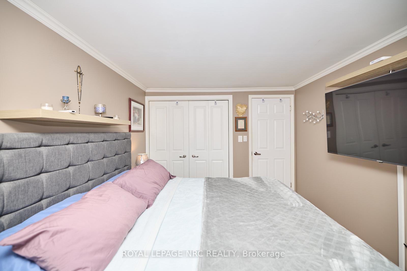 Photo 26 of 104 Carriage Road, St. Catharines, Secord Woods — HOMEH