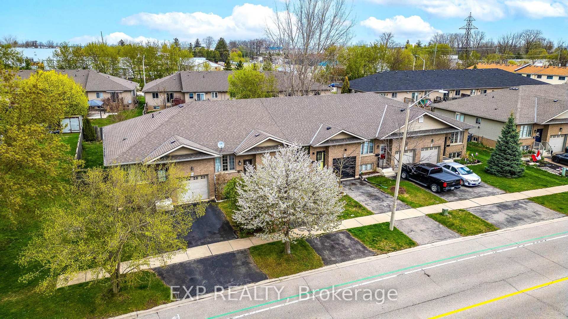 Photo 9 of 576 Grey Street, Brant, Brantford Twp — HOMEH