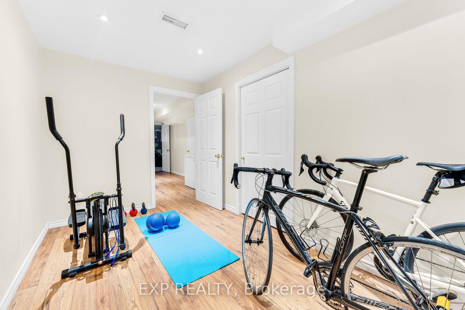 Photo 32 of 576 Grey Street, Brant, Brantford Twp — HOMEH
