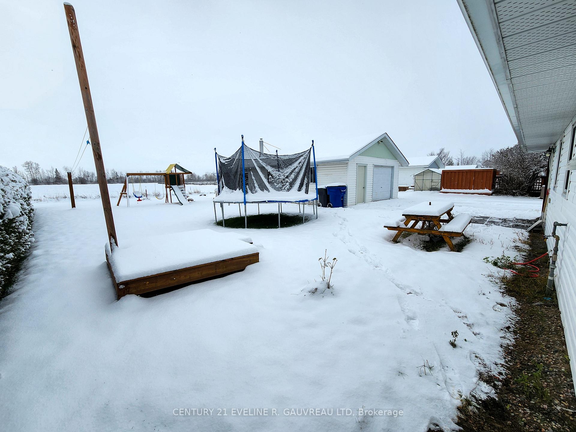 Photo 22 of 41 Sixth Street, Armstrong, Earlton — HOMEH